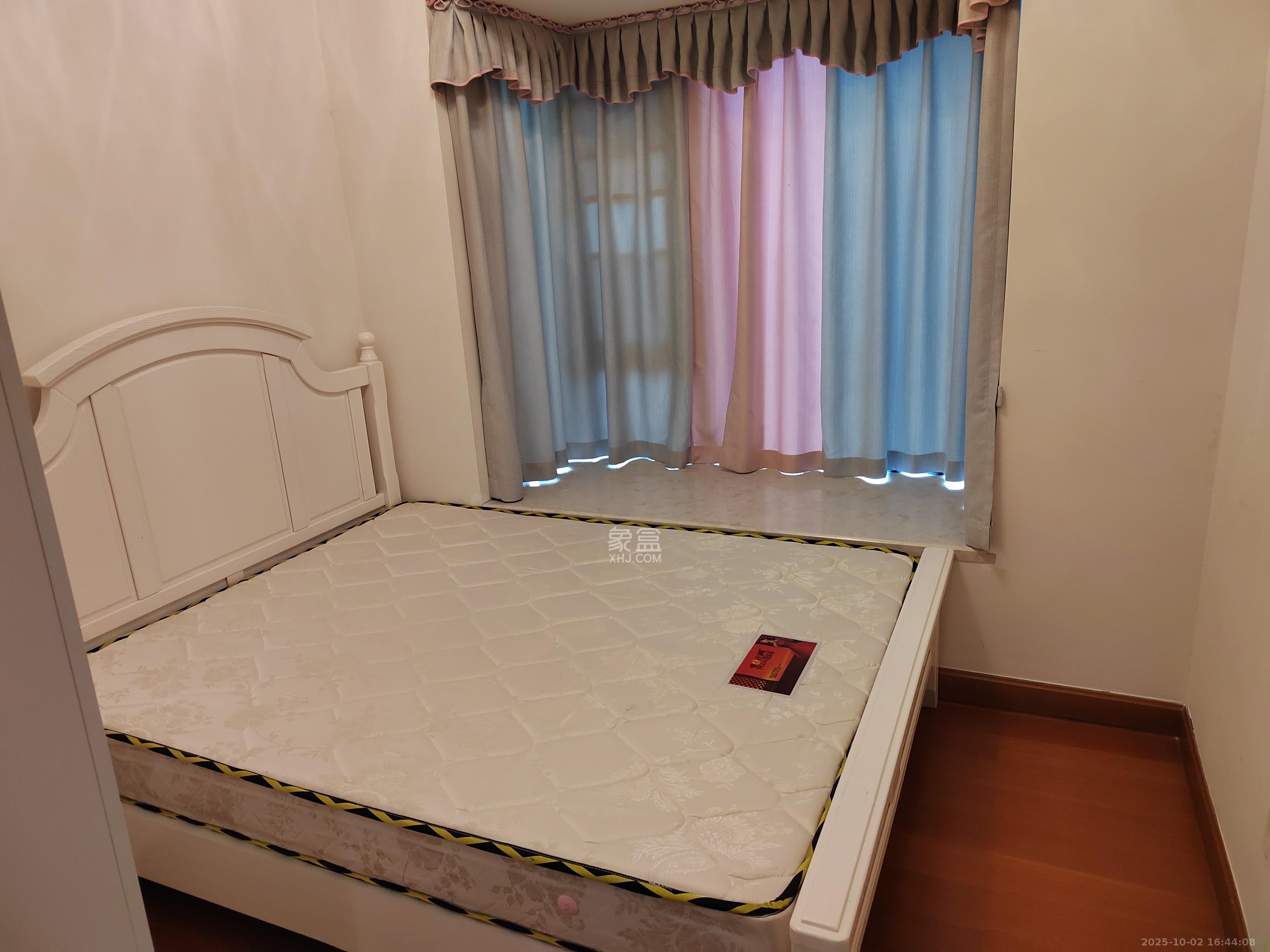 恒大雅苑  3室2厅2卫   3000.00元/月室内图