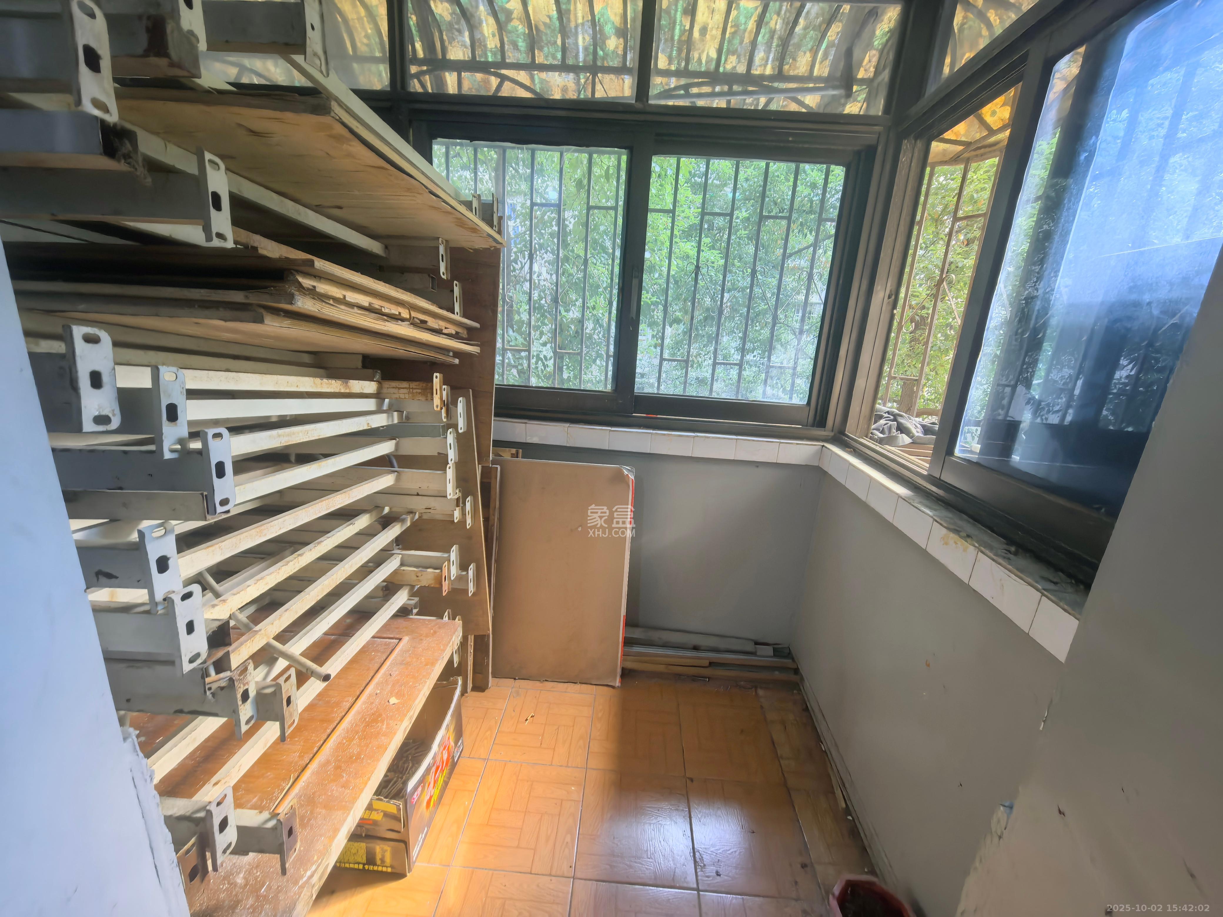 长坡社区  3室2厅1卫    2100.0元/月 长坡社区  3室2厅1卫    2100.0元/月室内图