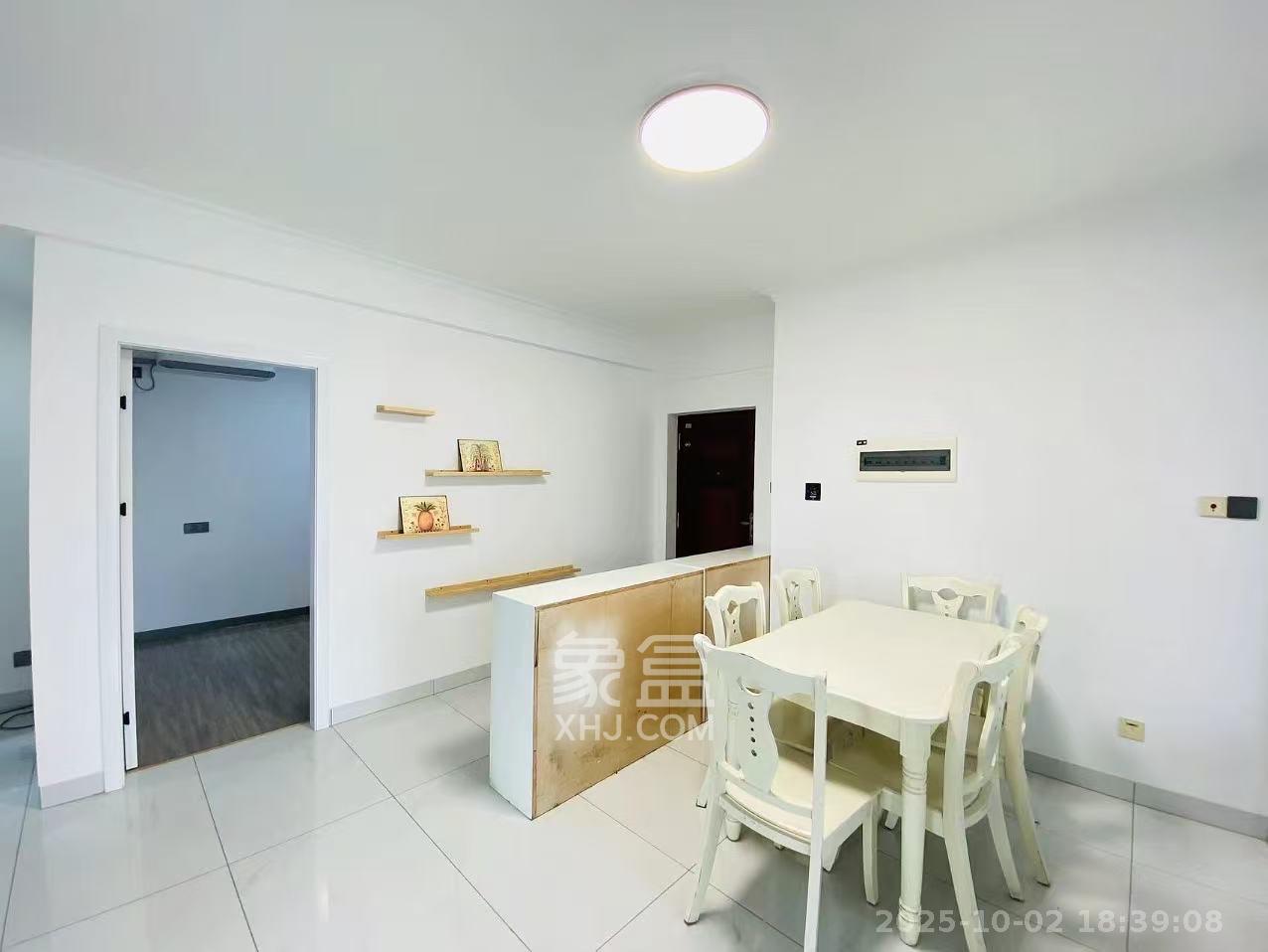 凯悦名城(泰悦公寓) 3室2厅1卫 2700.0元/月 凯悦名城(泰悦公寓) 3室2厅1卫 2700.0元/月室内图