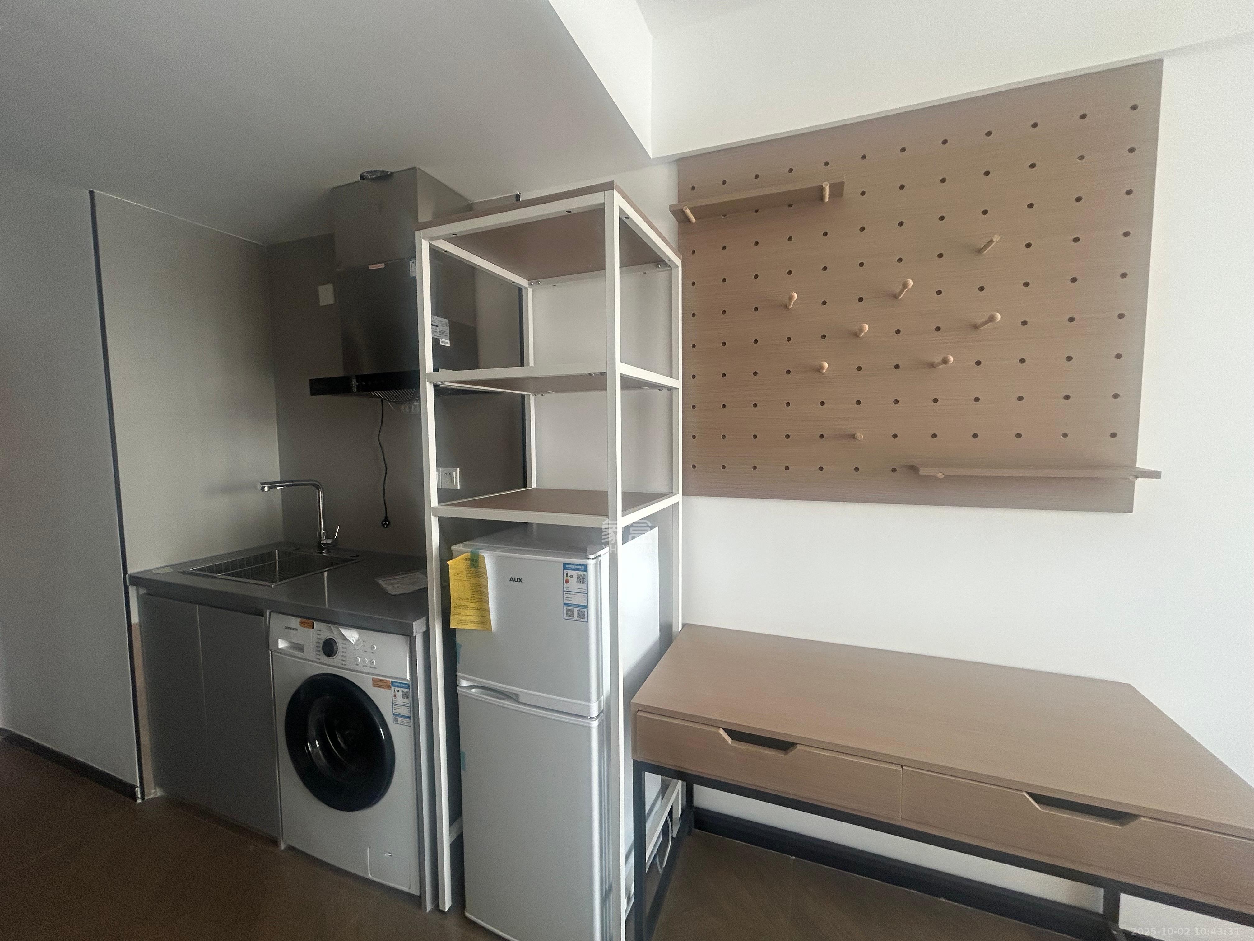 保利中环广场(保利中悦苑)  1室1厅1卫    1430.0元/月 保利中环广场(保利中悦苑)  1室1厅1卫    1430.0元/月室内图