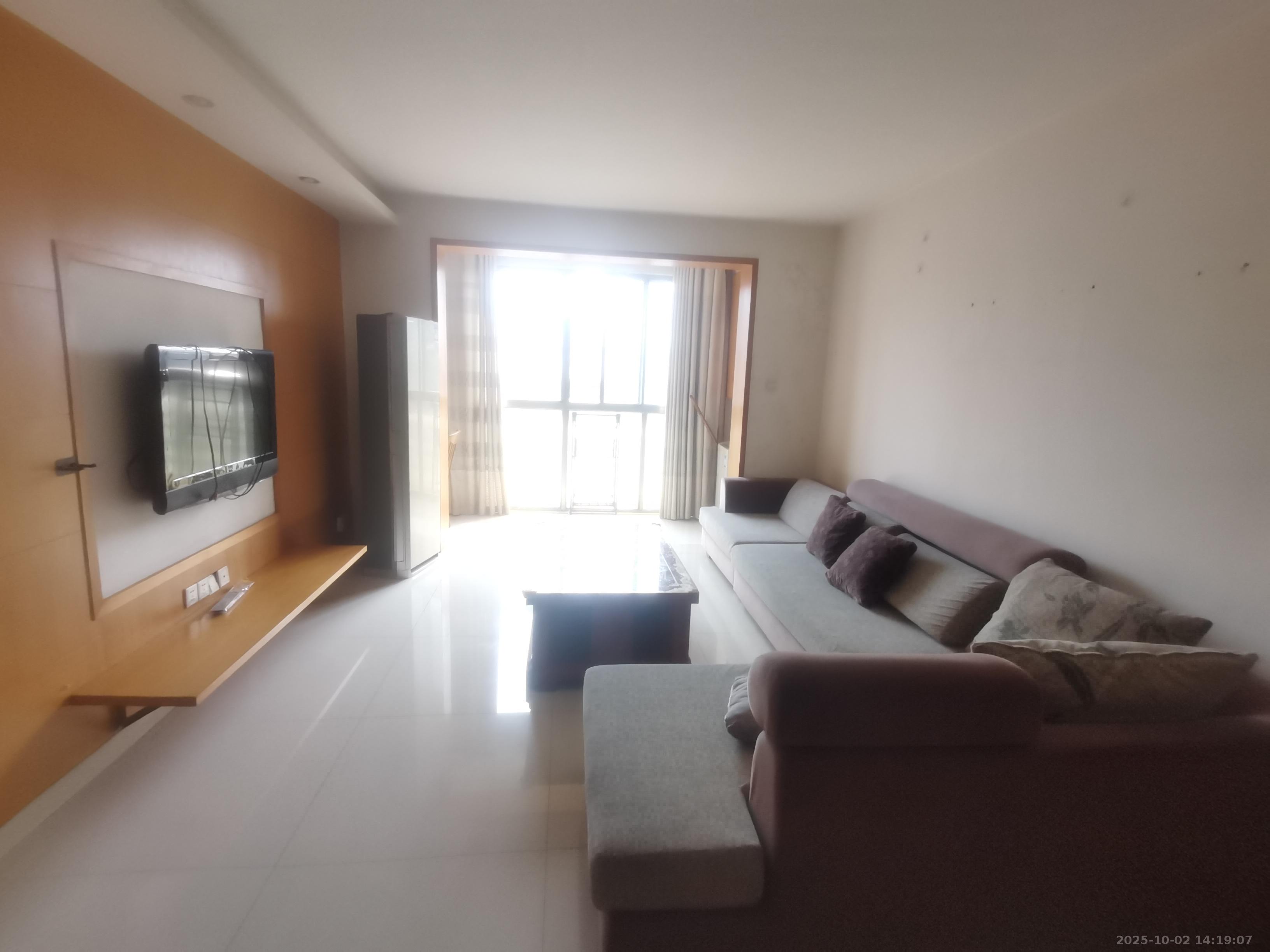 活力康城 2室2厅1卫 2400.0元/月 活力康城 2室2厅1卫 2400.0元/月室内图