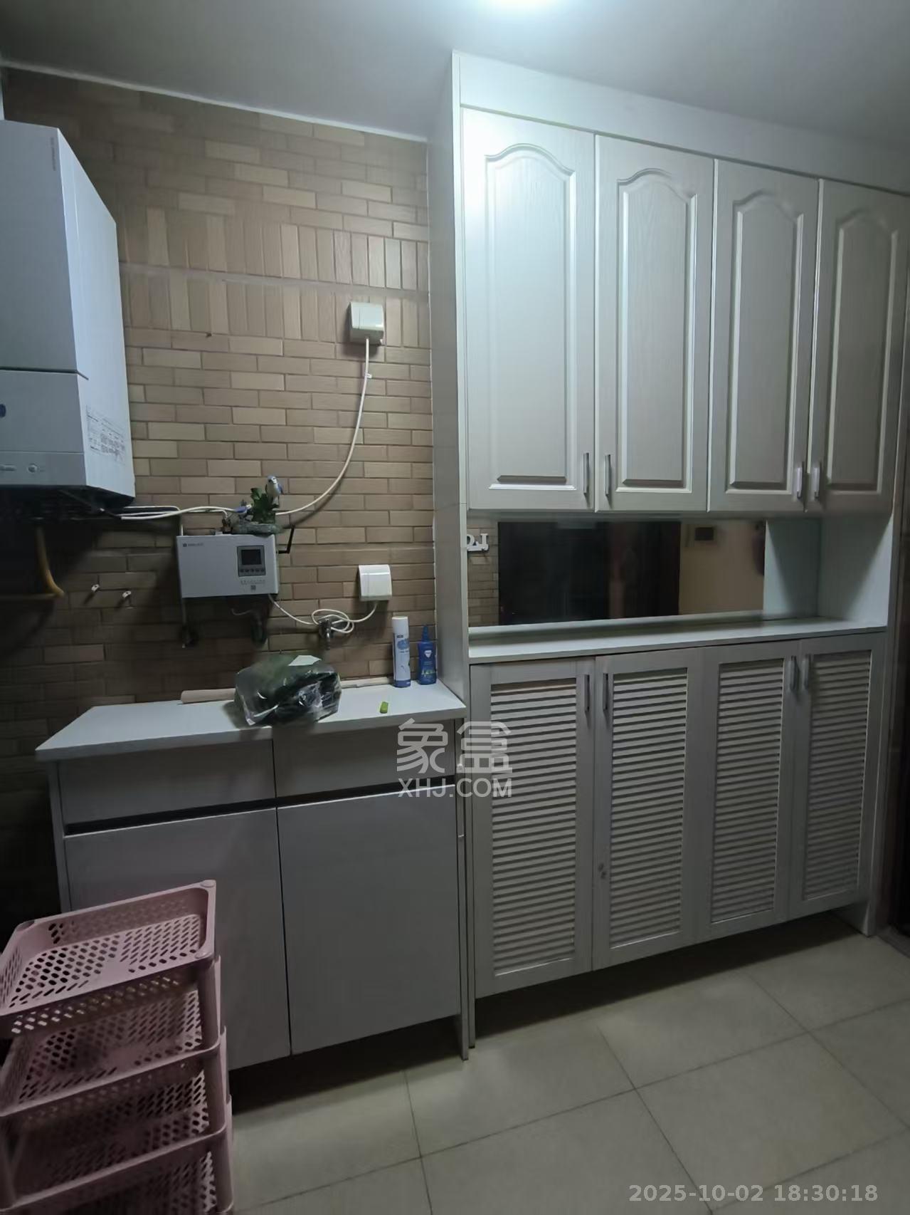 时代倾城一期 3室2厅2卫 2300.0元/月 时代倾城一期 3室2厅2卫 2300.0元/月室内图