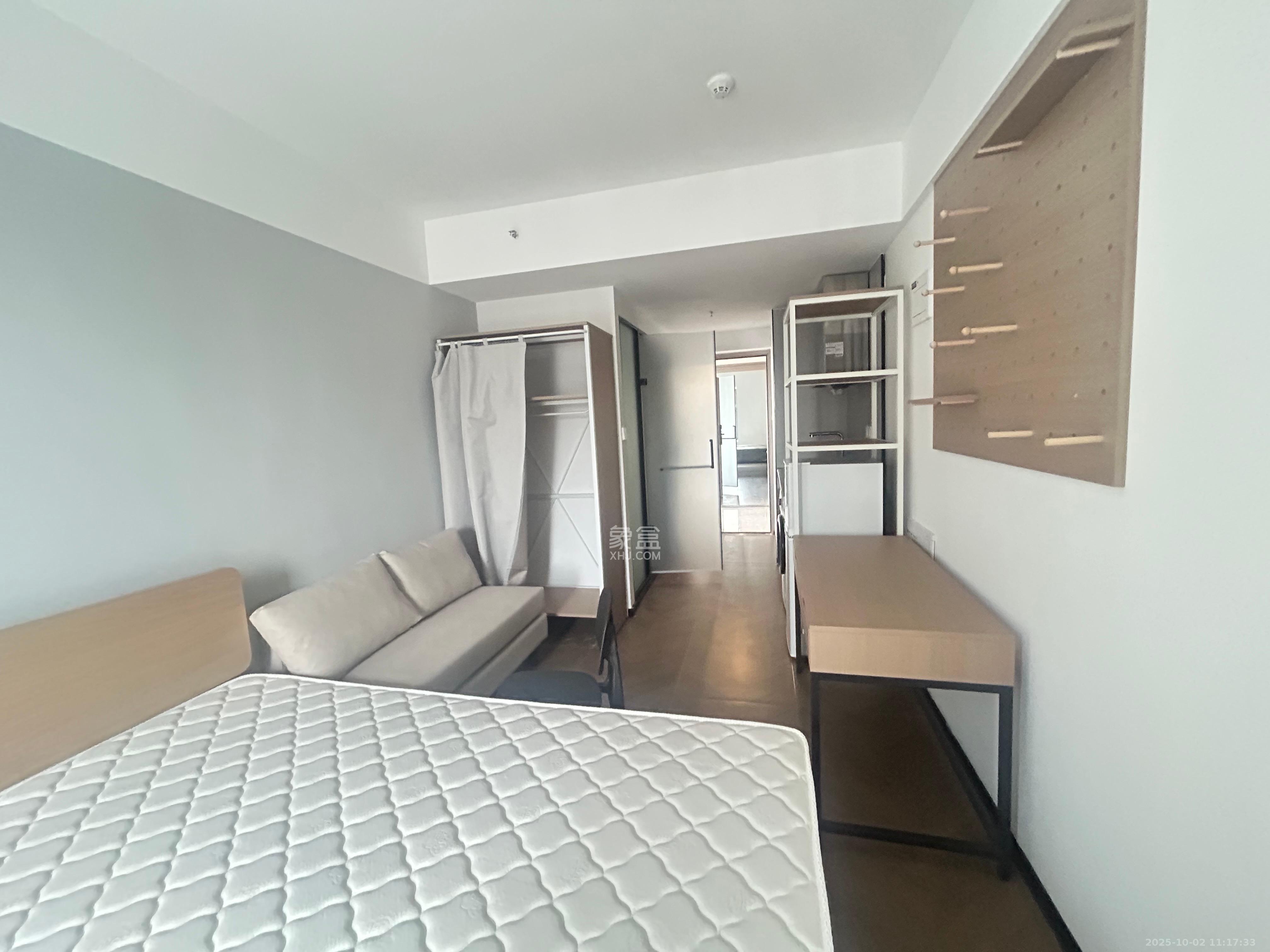 保利中环广场（保利中悦苑）  1室1厅1卫    1400.0元/月