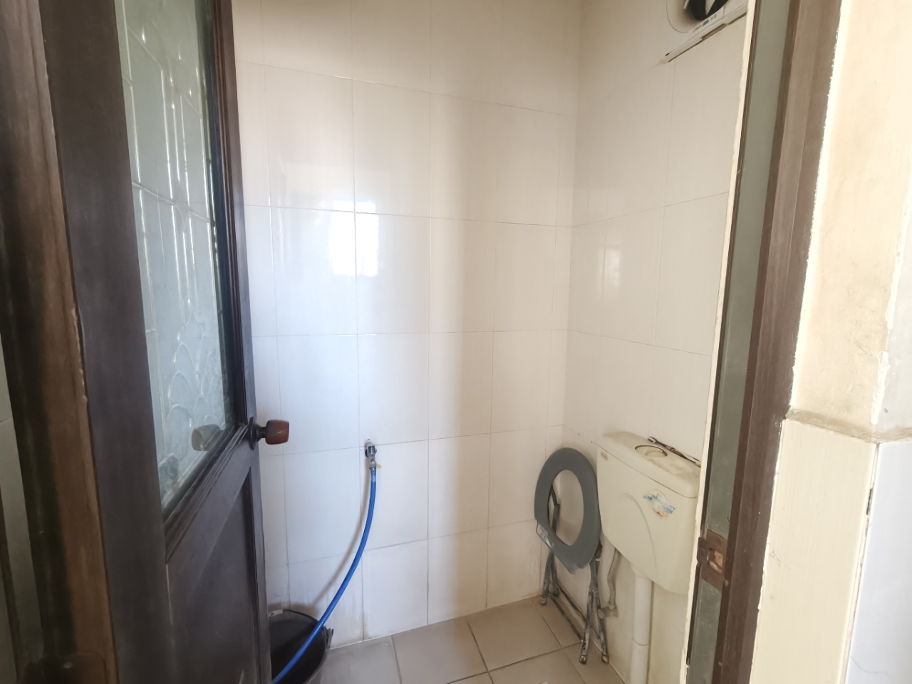 远东宿舍(东方洋路) 3室2厅1卫 1900.0元/月 远东宿舍(东方洋路) 3室2厅1卫 1900.0元/月室内图