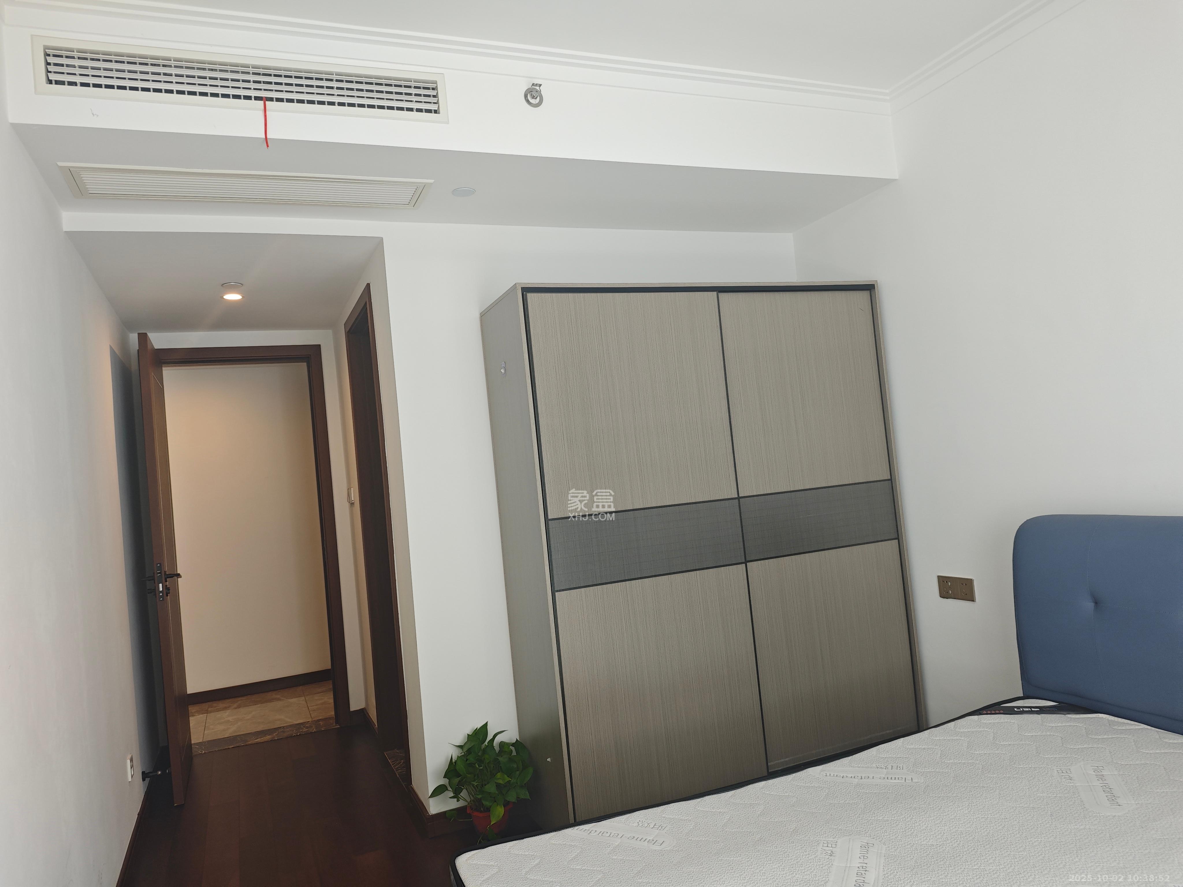 绿地长沙城际空间站(绿地新里佳苑) 3室2厅1卫 3500.0元/月 绿地长沙城际空间站(绿地新里佳苑) 3室2厅1卫 3500.0元/月室内图