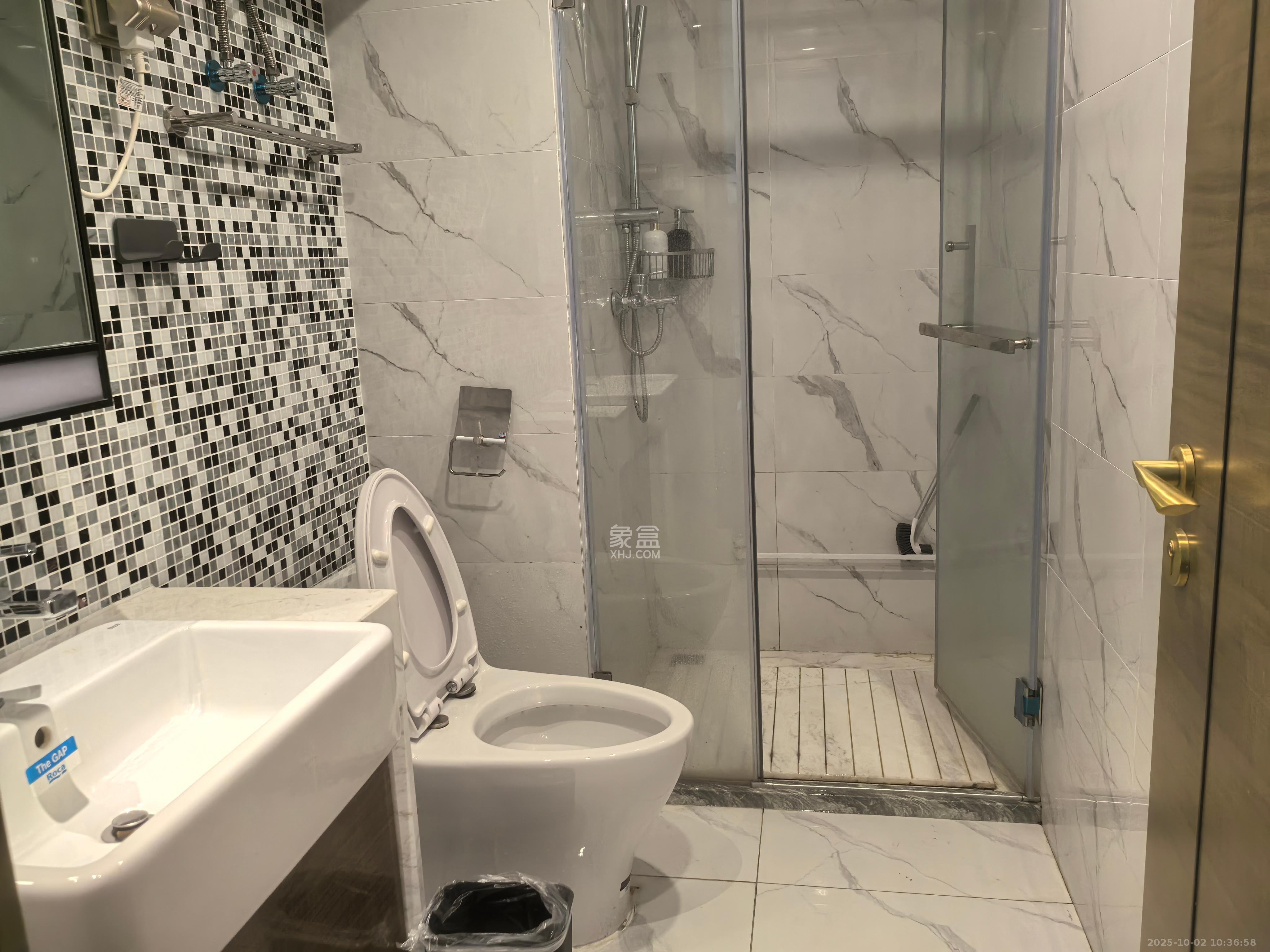 恒大誉府(融誉商业中心) 1室0厅0卫 2180.0元/月 恒大誉府(融誉商业中心) 1室0厅0卫 2180.0元/月室内图