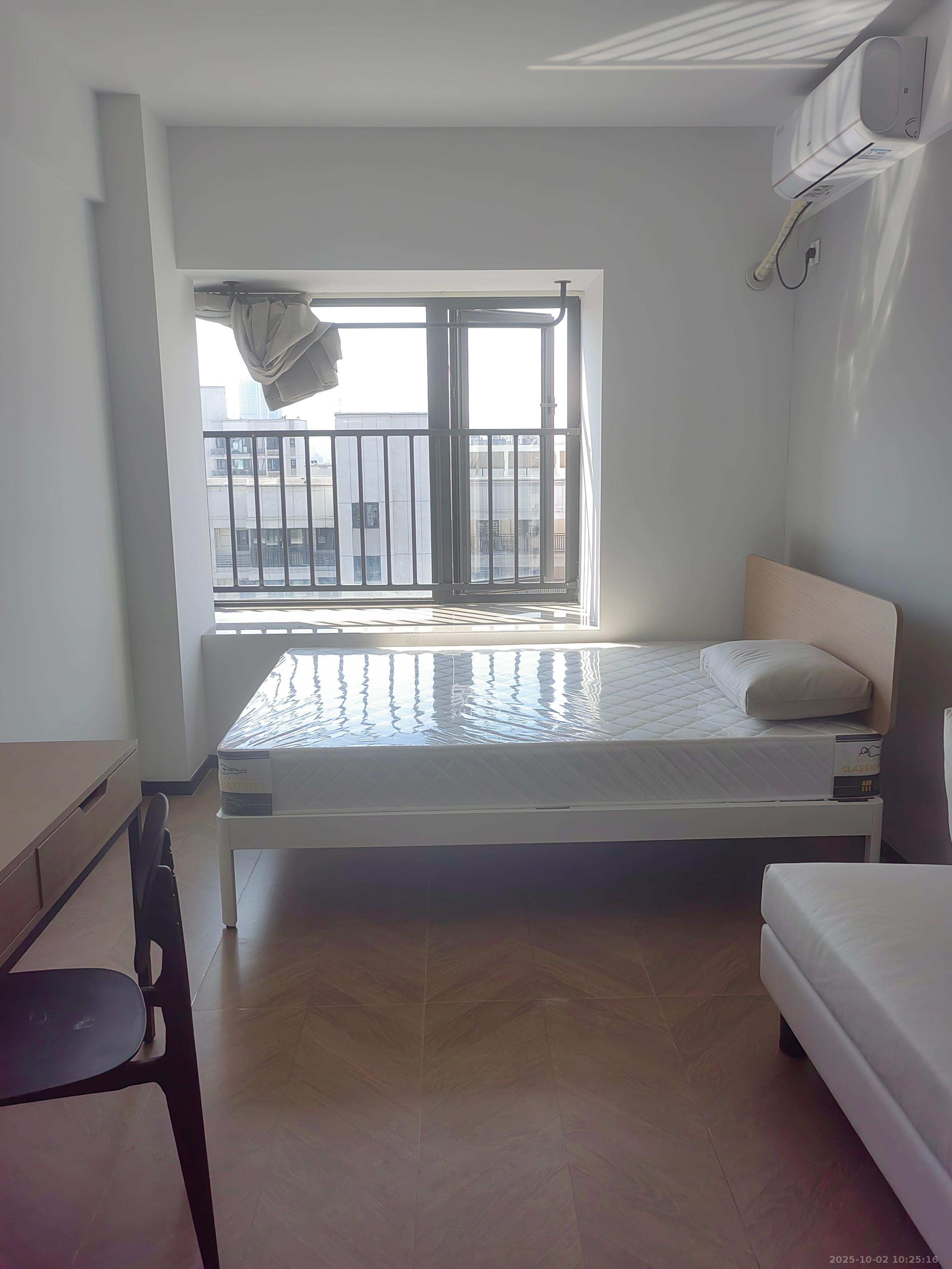 保利中环广场(保利中悦苑) 1室0厅0卫 1430.0元/月 保利中环广场(保利中悦苑) 1室0厅0卫 1430.0元/月室内图