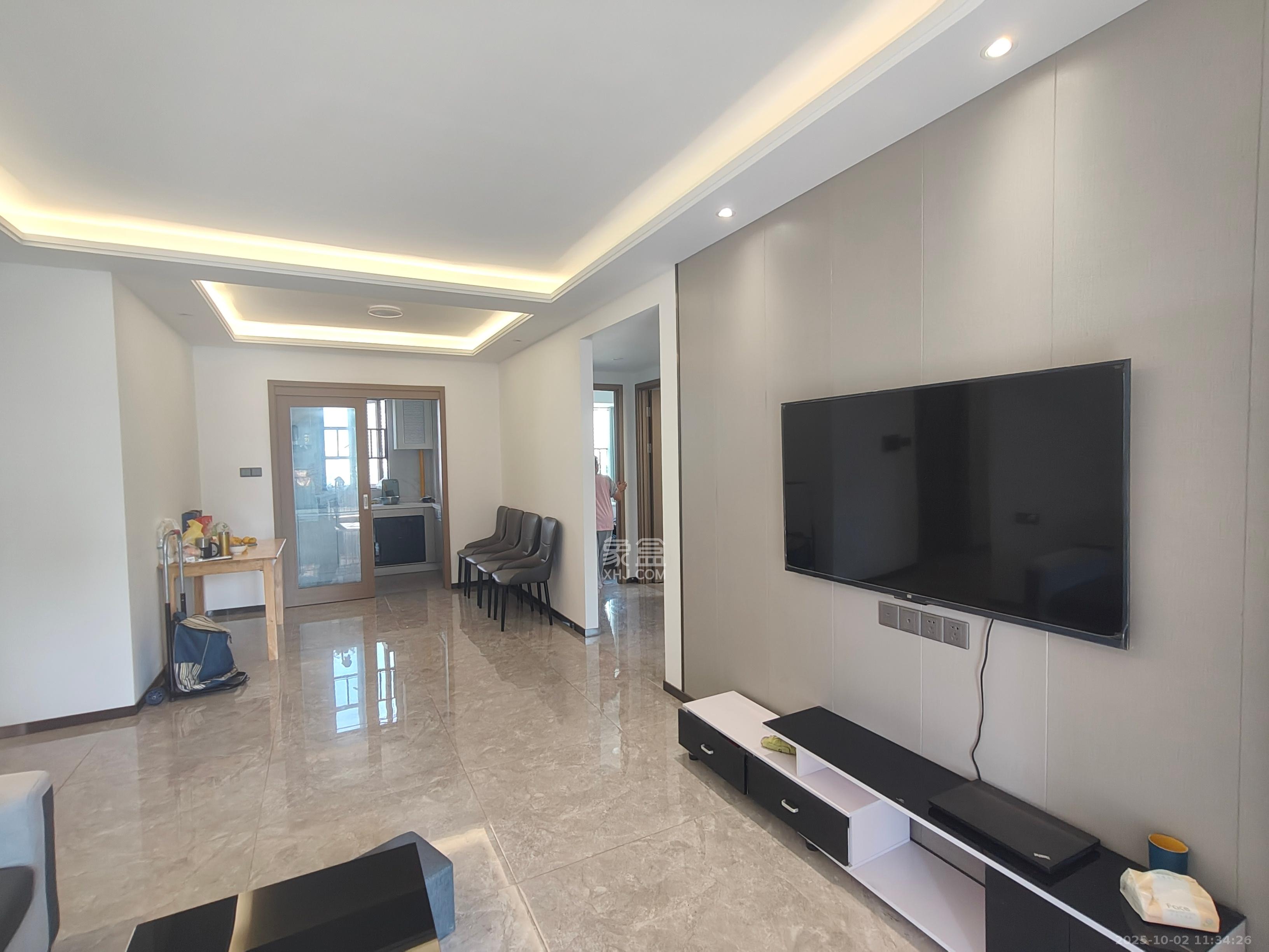 招商华发依云曦城 4室2厅2卫 2600.0元/月 招商华发依云曦城 4室2厅2卫 2600.0元/月室内图