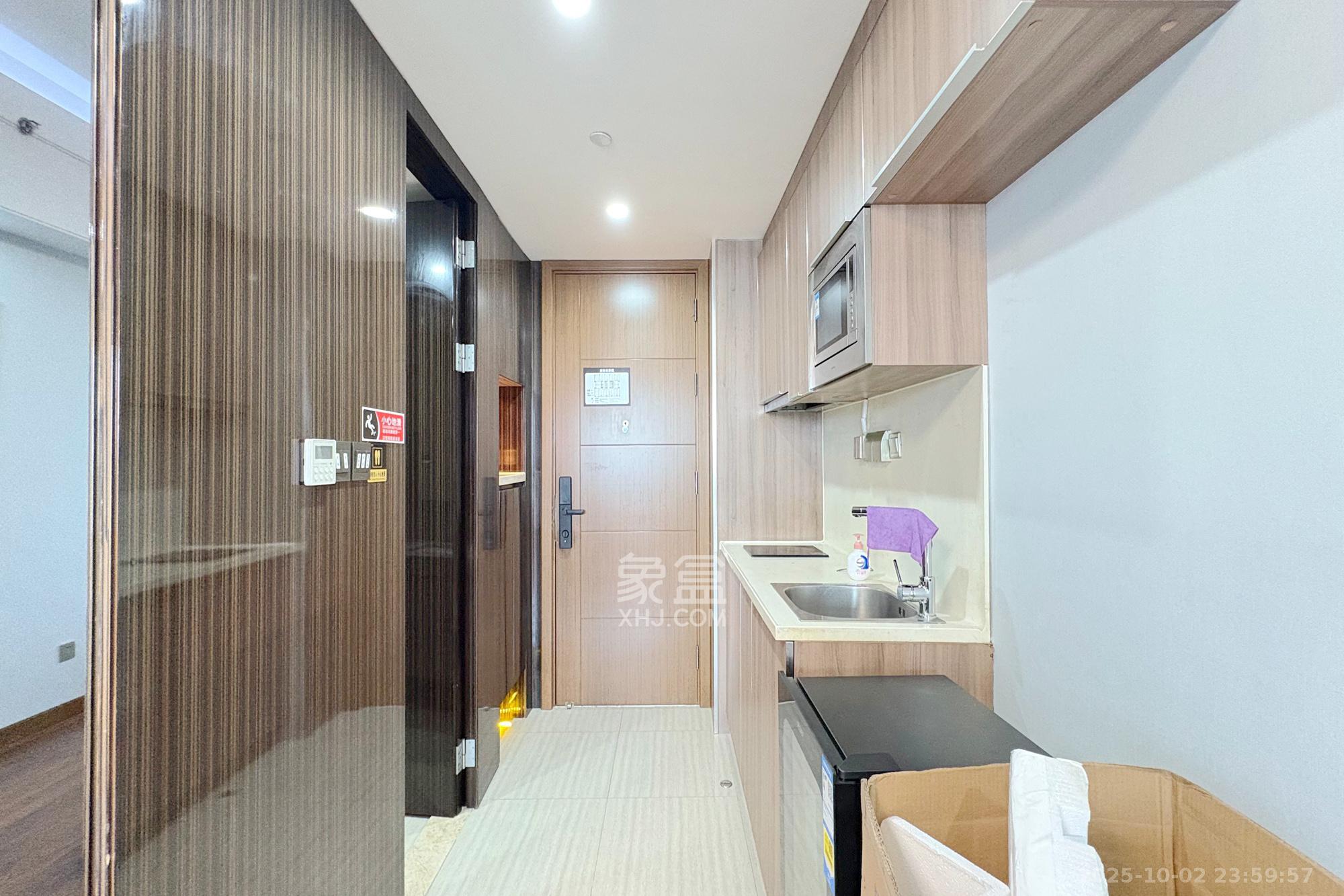 华远国际公寓 1室1厅1卫 90.0万 华远国际公寓 1室1厅1卫 90.0万厨房