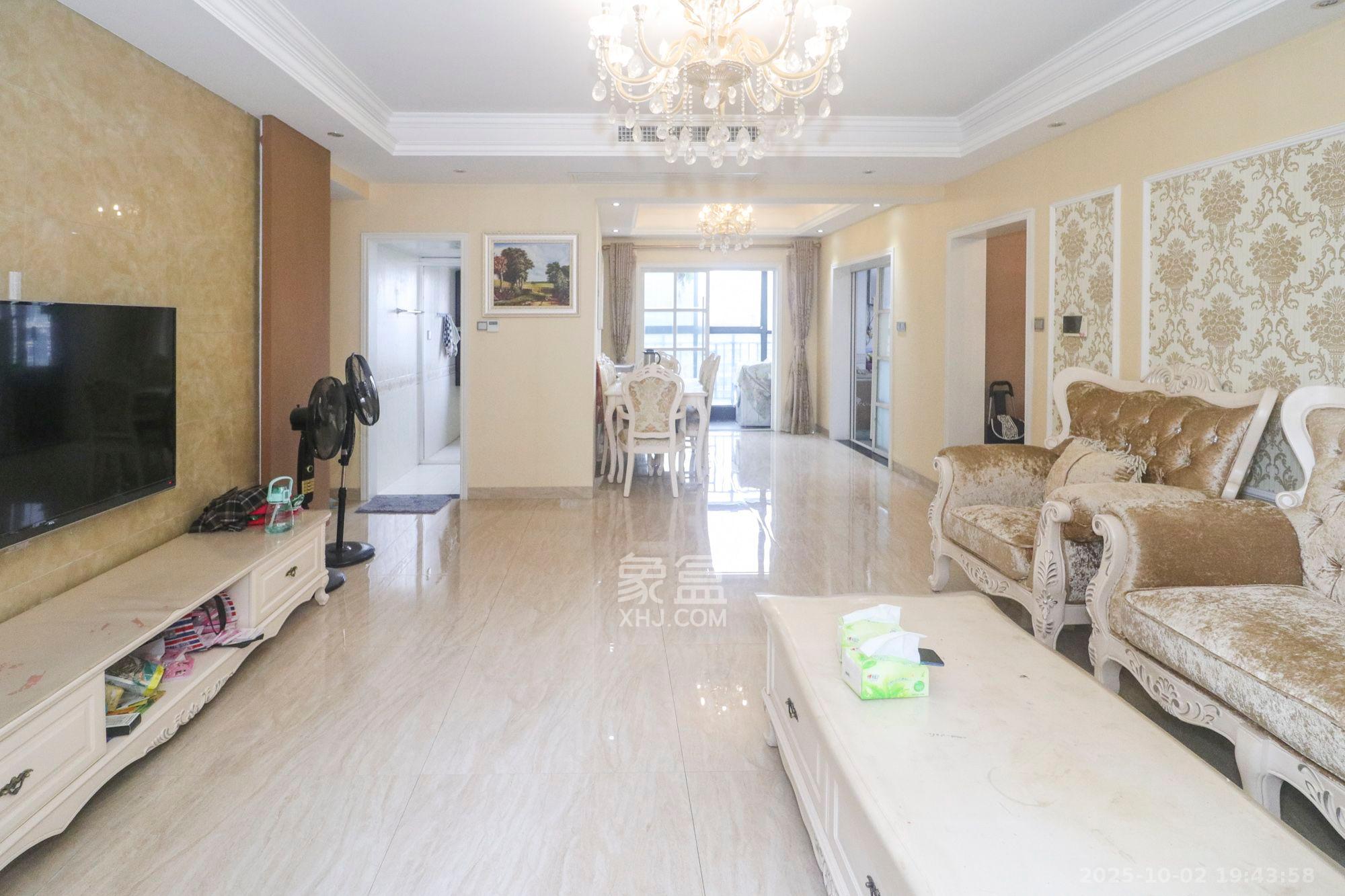 永祺西京 4室2厅1卫 3800.0元/月 永祺西京 4室2厅1卫 3800.0元/月室内图