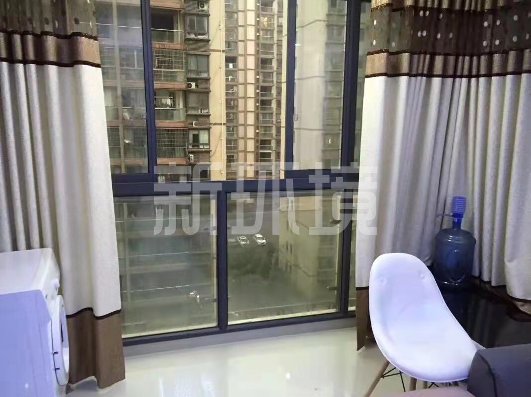 阳光水岸 3室2厅1卫 1400.0元/月 阳光水岸 3室2厅1卫 1400.0元/月室内图