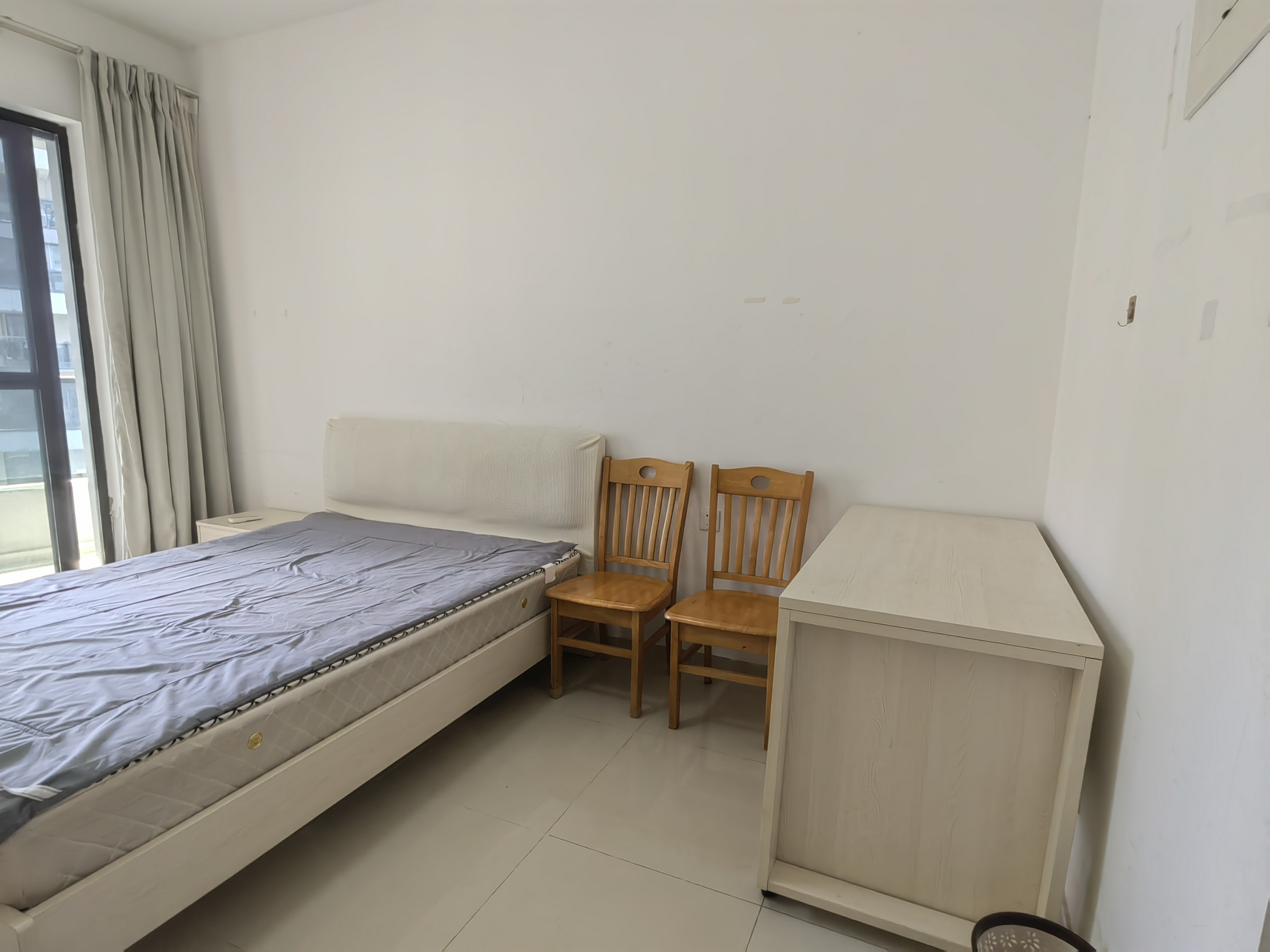 天地凤凰城 1室0厅1卫 1500.0元/月 天地凤凰城 1室0厅1卫 1500.0元/月室内图