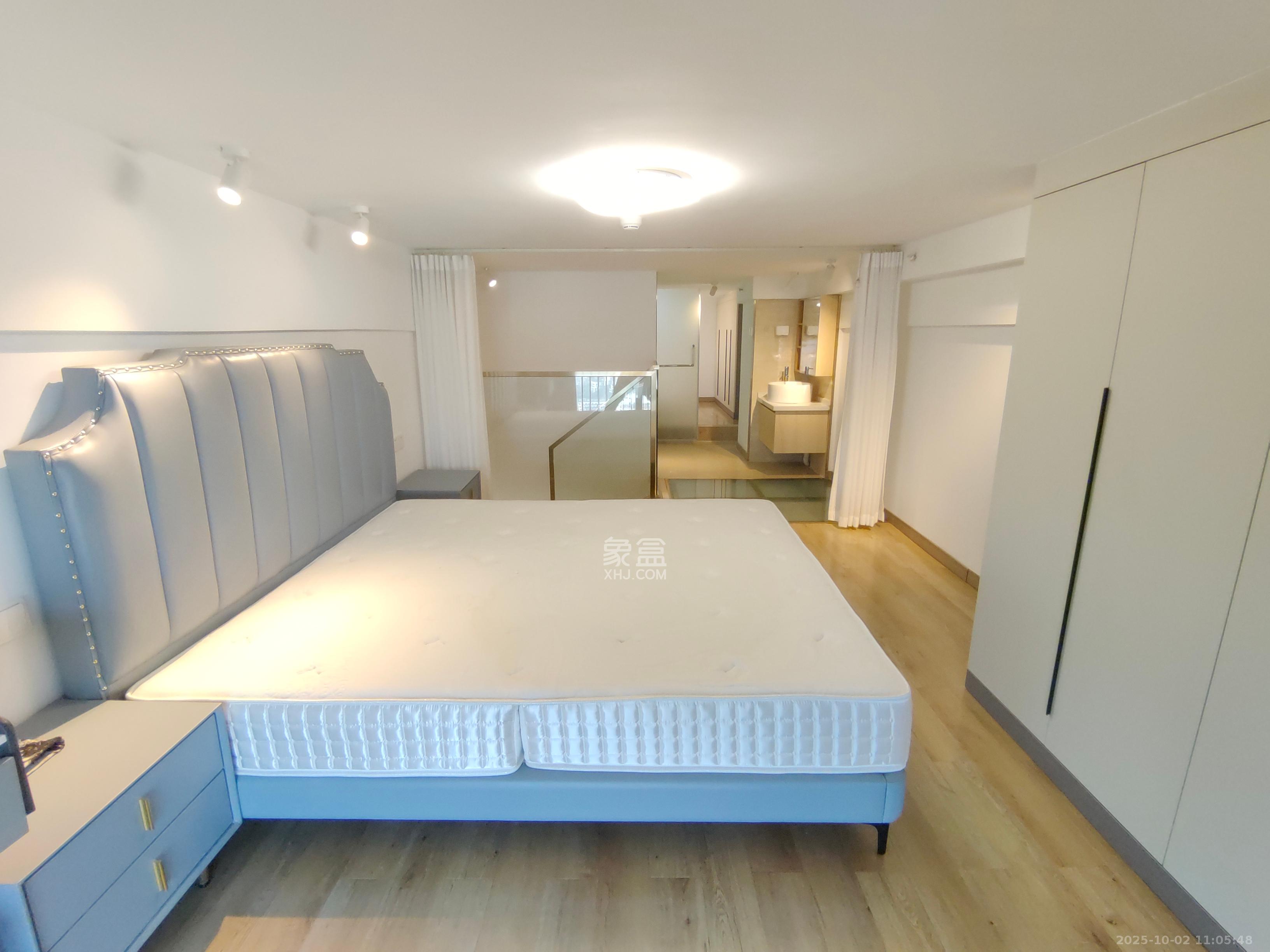 万润时光里  2室1厅1卫    2300.0元/月室内图