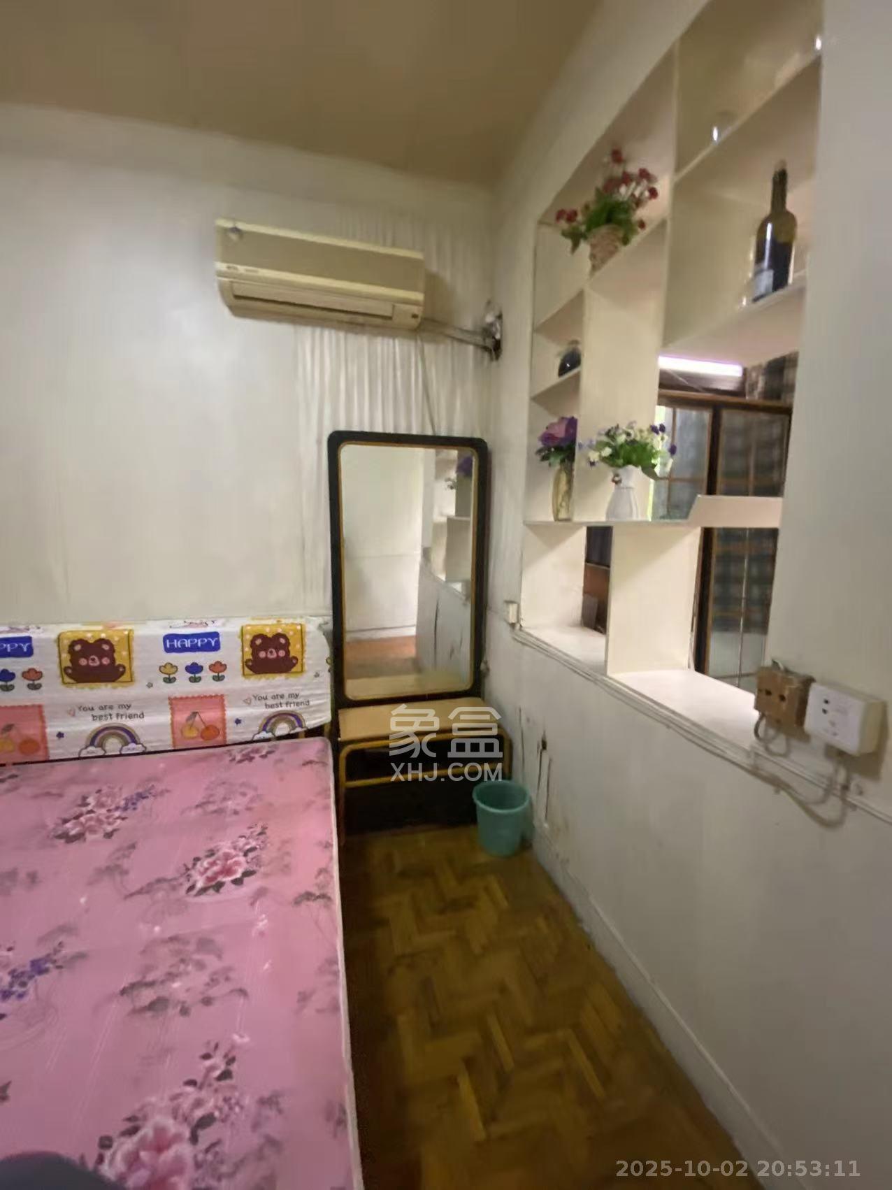 向韶村 2室1厅1卫 1300.0元/月 向韶村 2室1厅1卫 1300.0元/月室内图