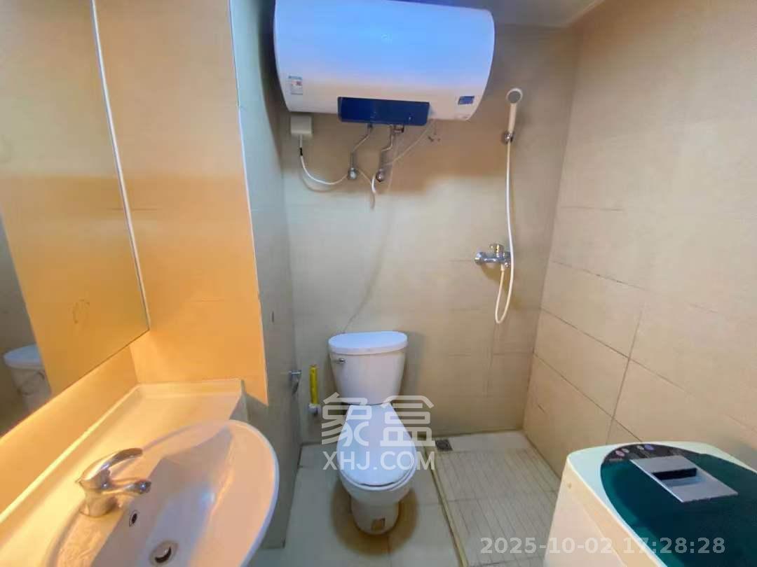 万科金色家园 1室1厅1卫 1300.0元/月 万科金色家园 1室1厅1卫 1300.0元/月室内图