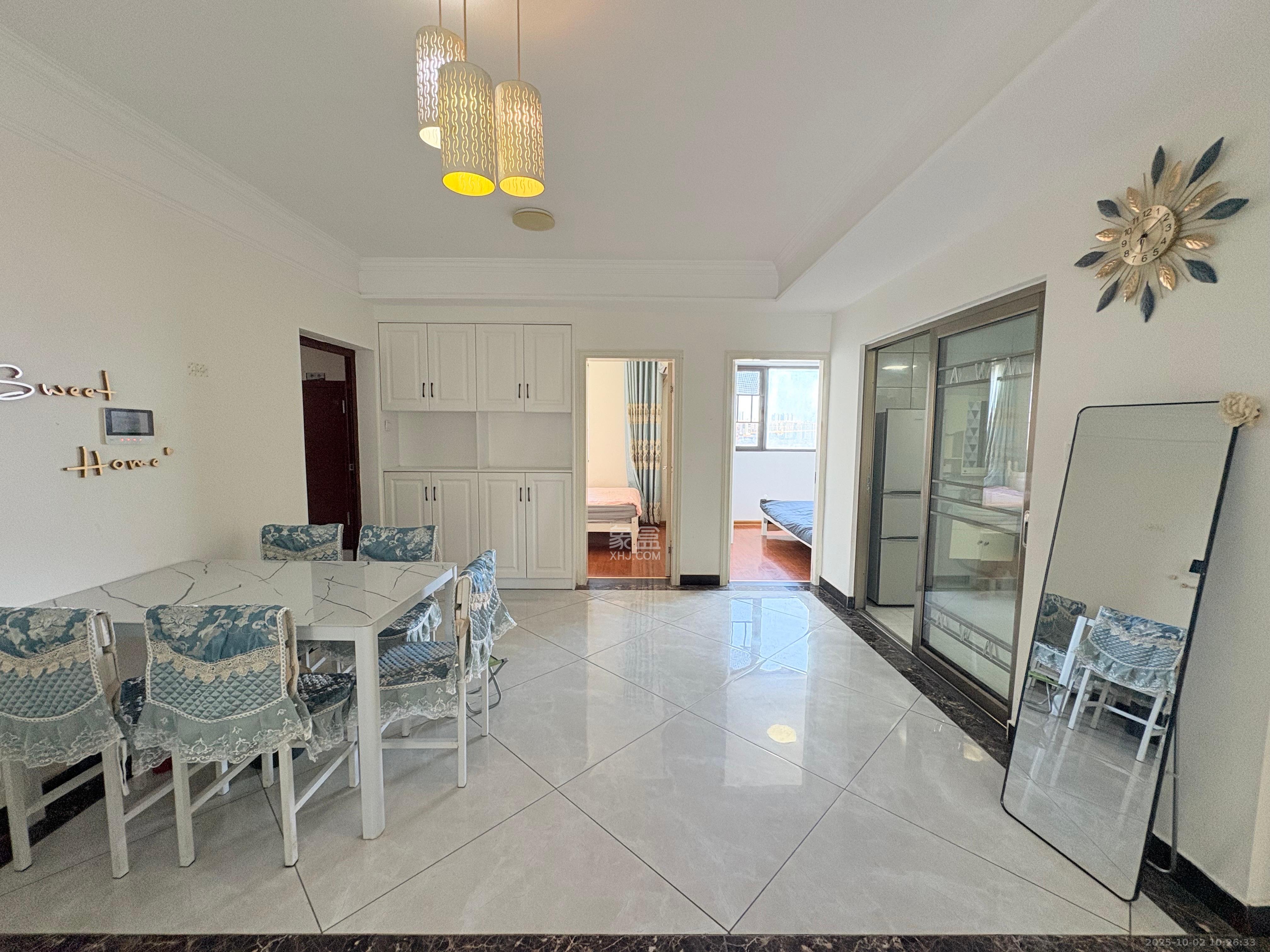 芙蓉万国城MOMA（卓越汇富苑）  4室2厅2卫    2680.0元/月室内图