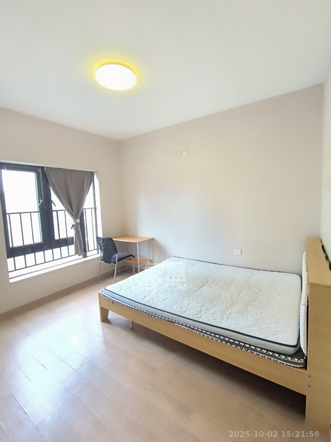 时代倾城三期  4室2厅2卫    2000.0元/月室内图