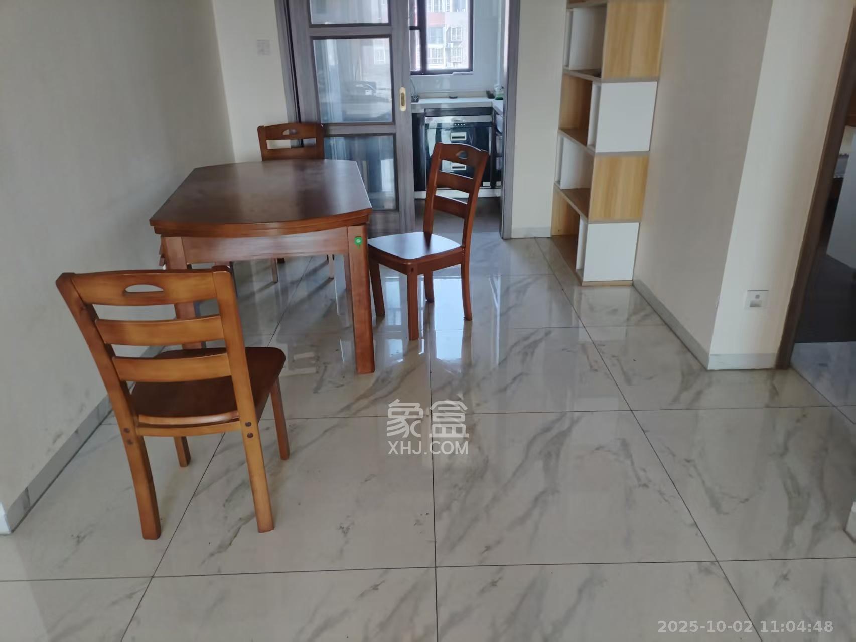 碧桂园中央花园 4室2厅3卫 2800.0元/月 碧桂园中央花园 4室2厅3卫 2800.0元/月室内图