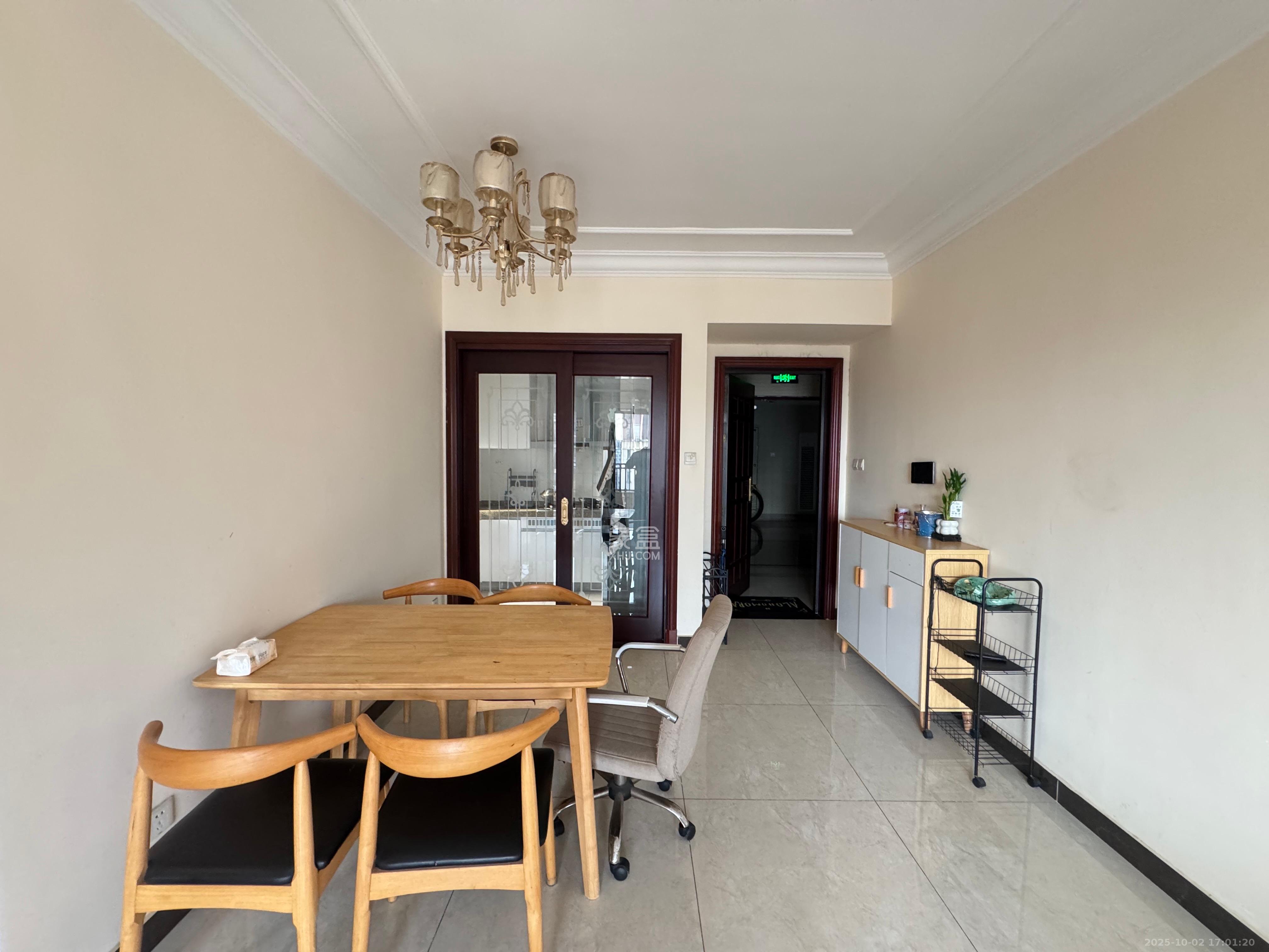 恒大江湾 3室1厅1卫 2200.0元/月 恒大江湾 3室1厅1卫 2200.0元/月室内图