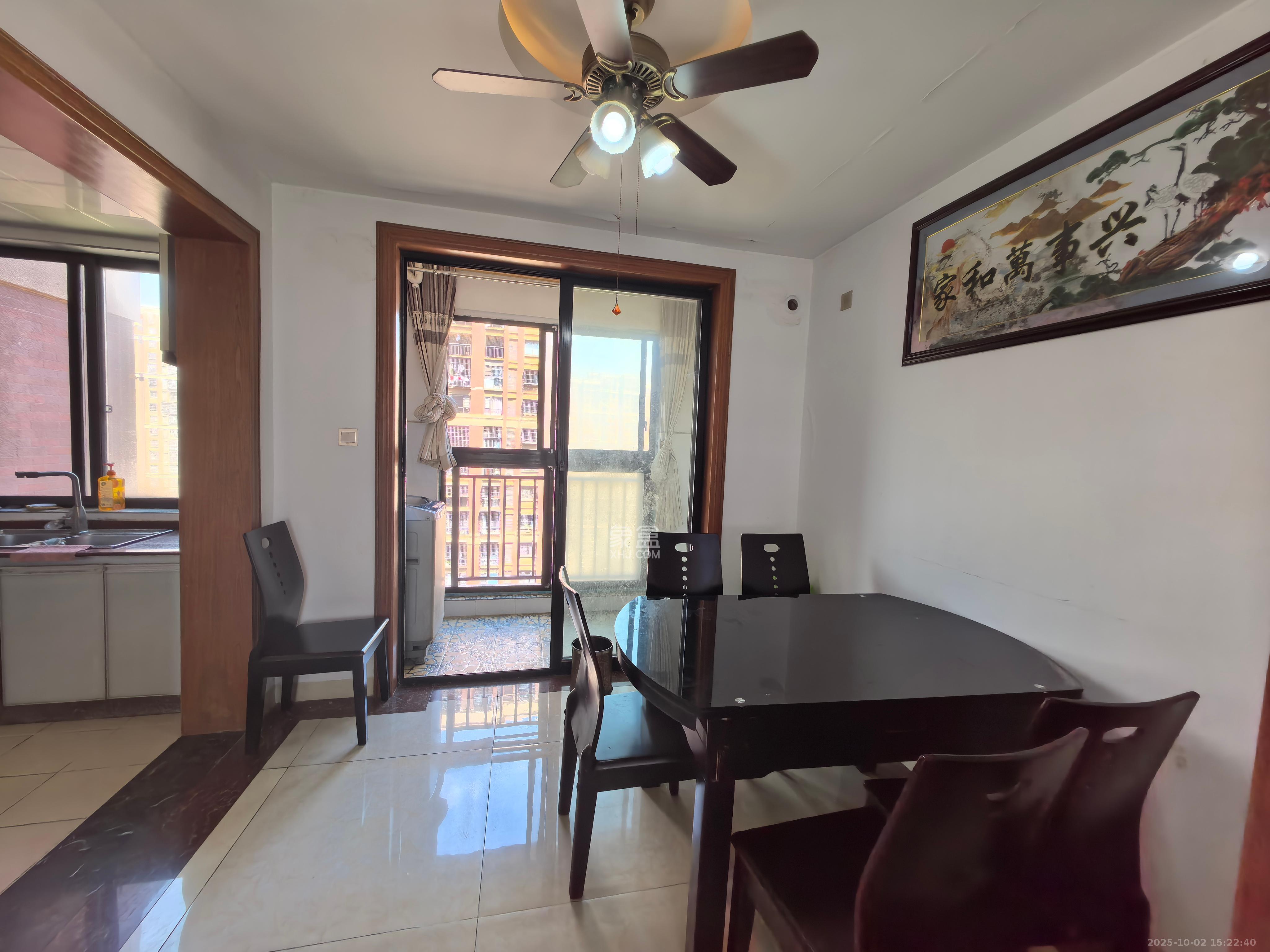 新城国际花都 3室2厅2卫 1800.0元/月 新城国际花都 3室2厅2卫 1800.0元/月室内图