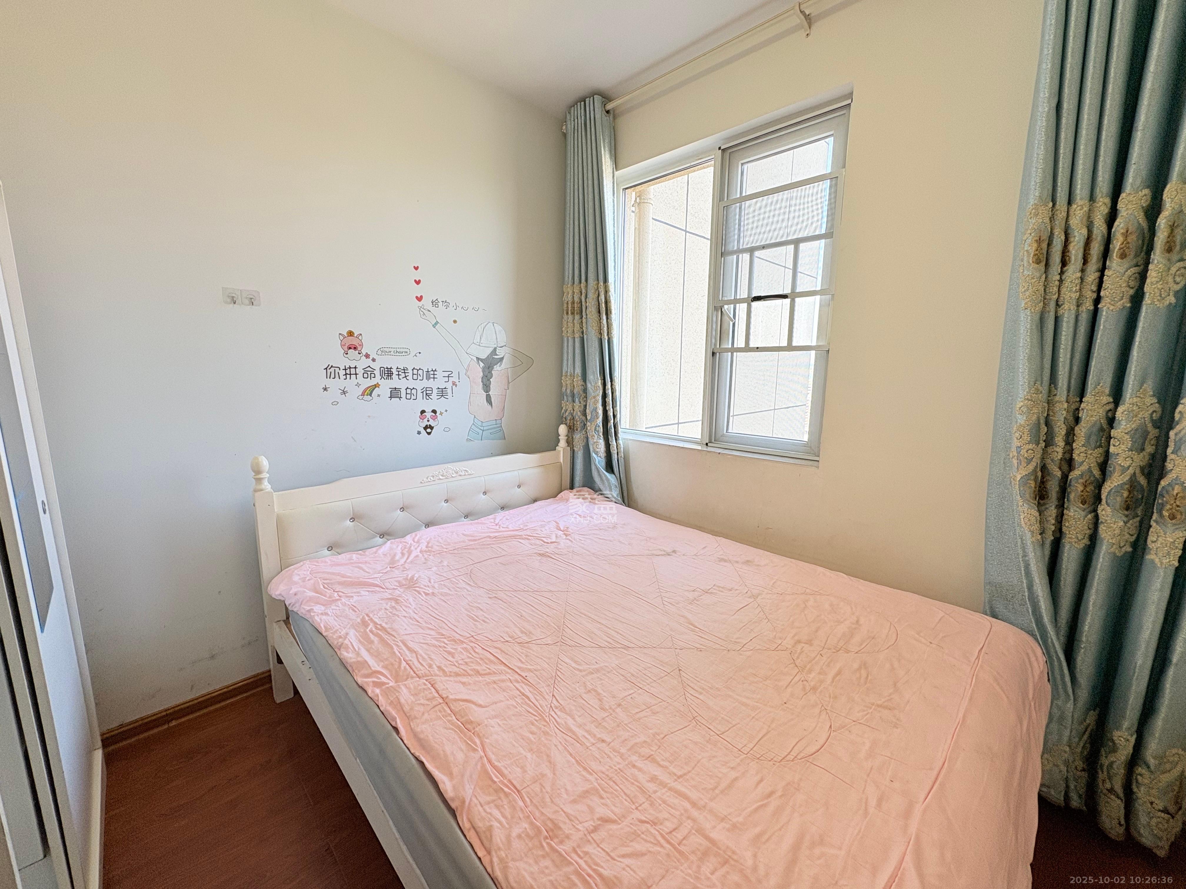 芙蓉万国城MOMA(卓越汇富苑) 4室2厅2卫 2680.0元/月 芙蓉万国城MOMA(卓越汇富苑) 4室2厅2卫 2680.0元/月室内图