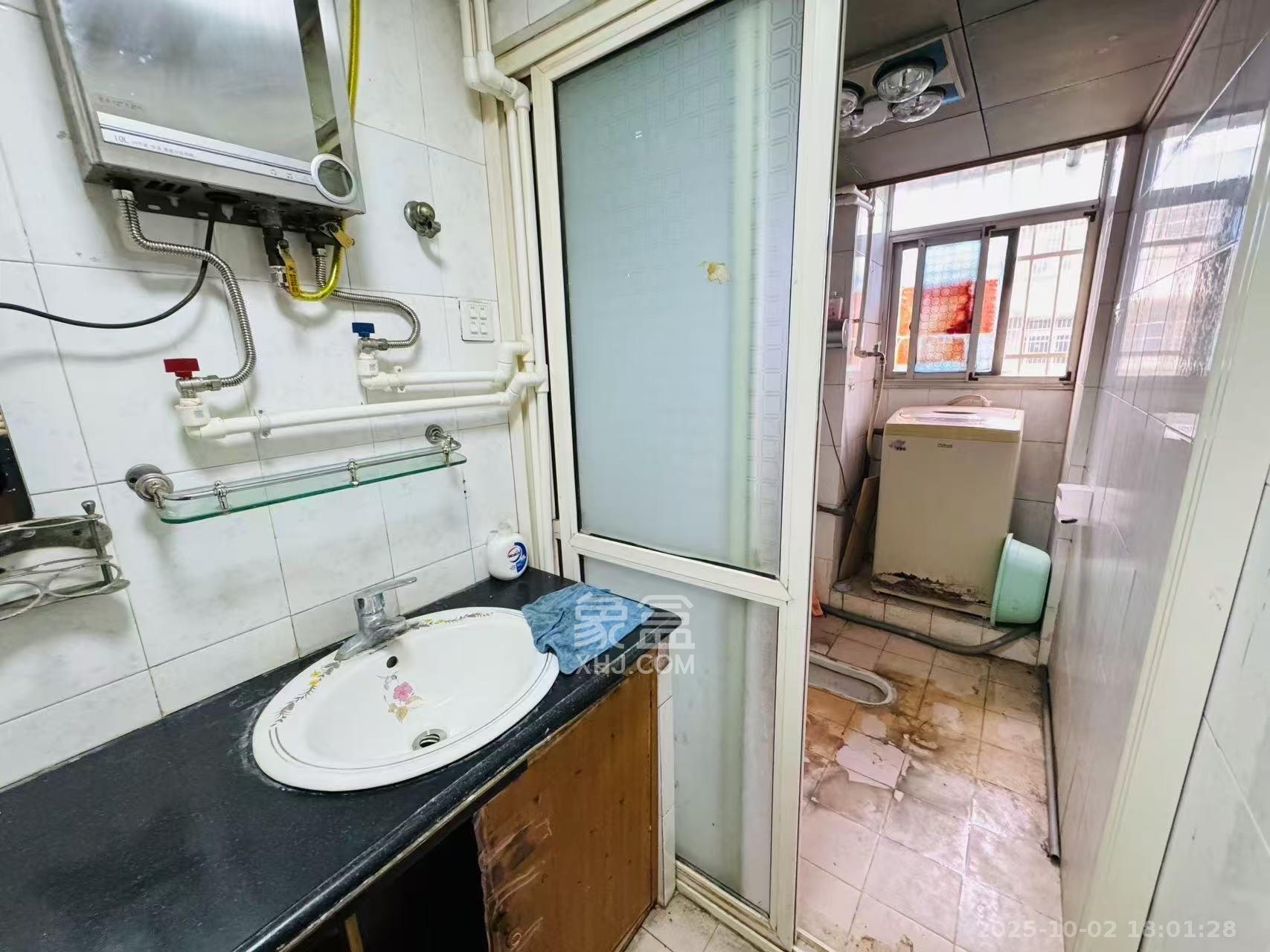 富康小区（富康花园）  2室2厅1卫    1200.0元/月室内图