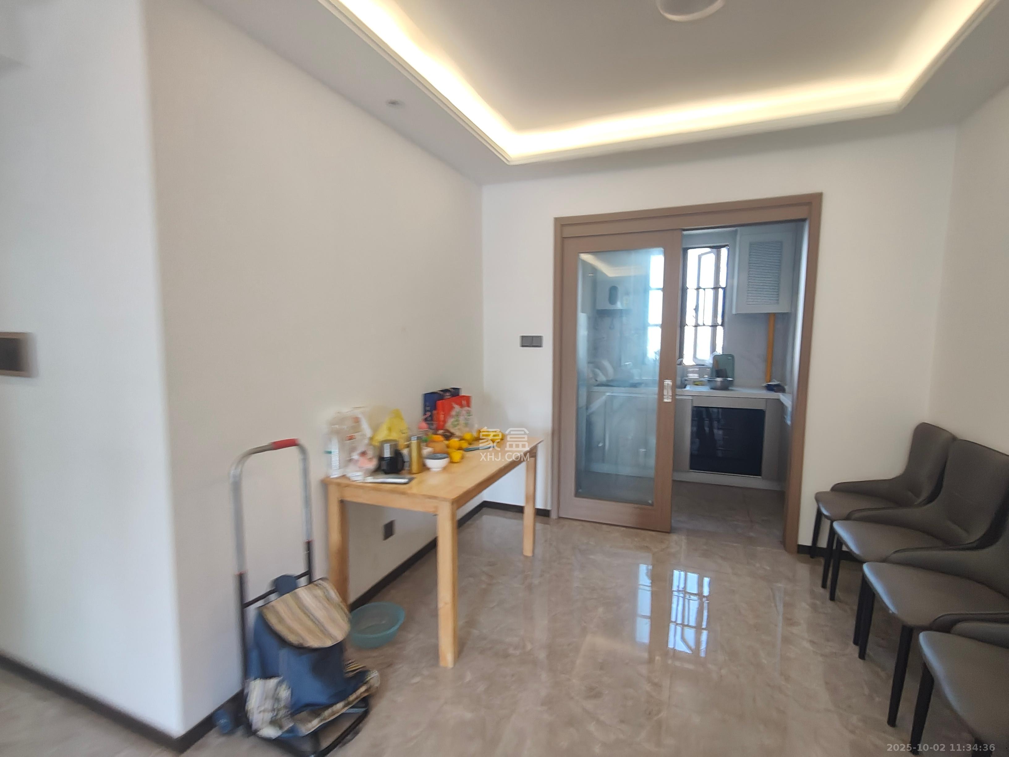 招商华发依云曦城 4室2厅2卫 2600.0元/月 招商华发依云曦城 4室2厅2卫 2600.0元/月室内图