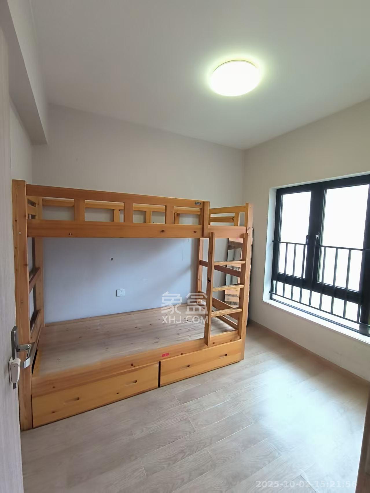 时代倾城三期  4室2厅2卫    2000.0元/月室内图