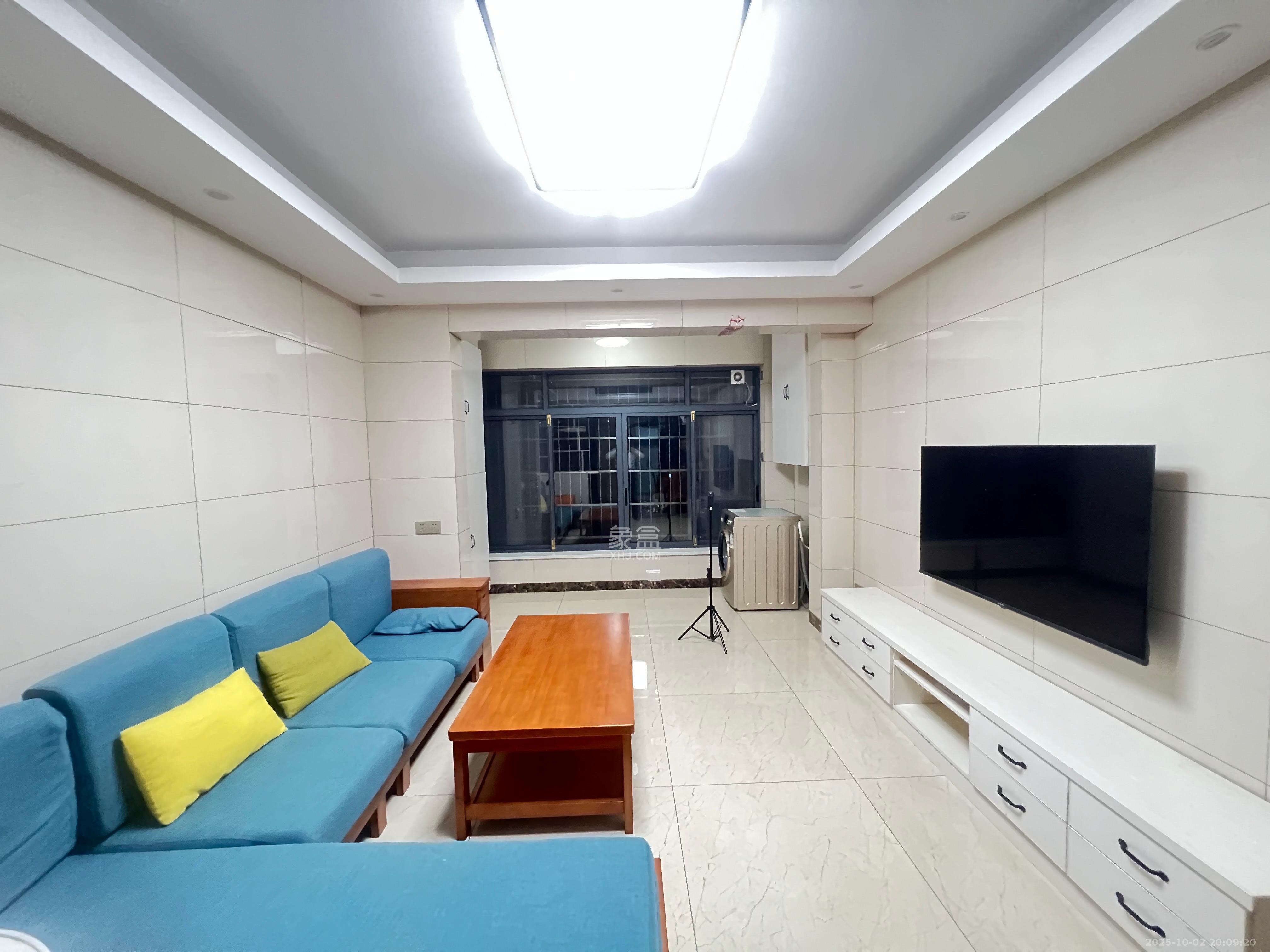 星城新宇川河苑 2室2厅1卫 1700.00元/月 星城新宇川河苑 2室2厅1卫 1700.00元/月室内图