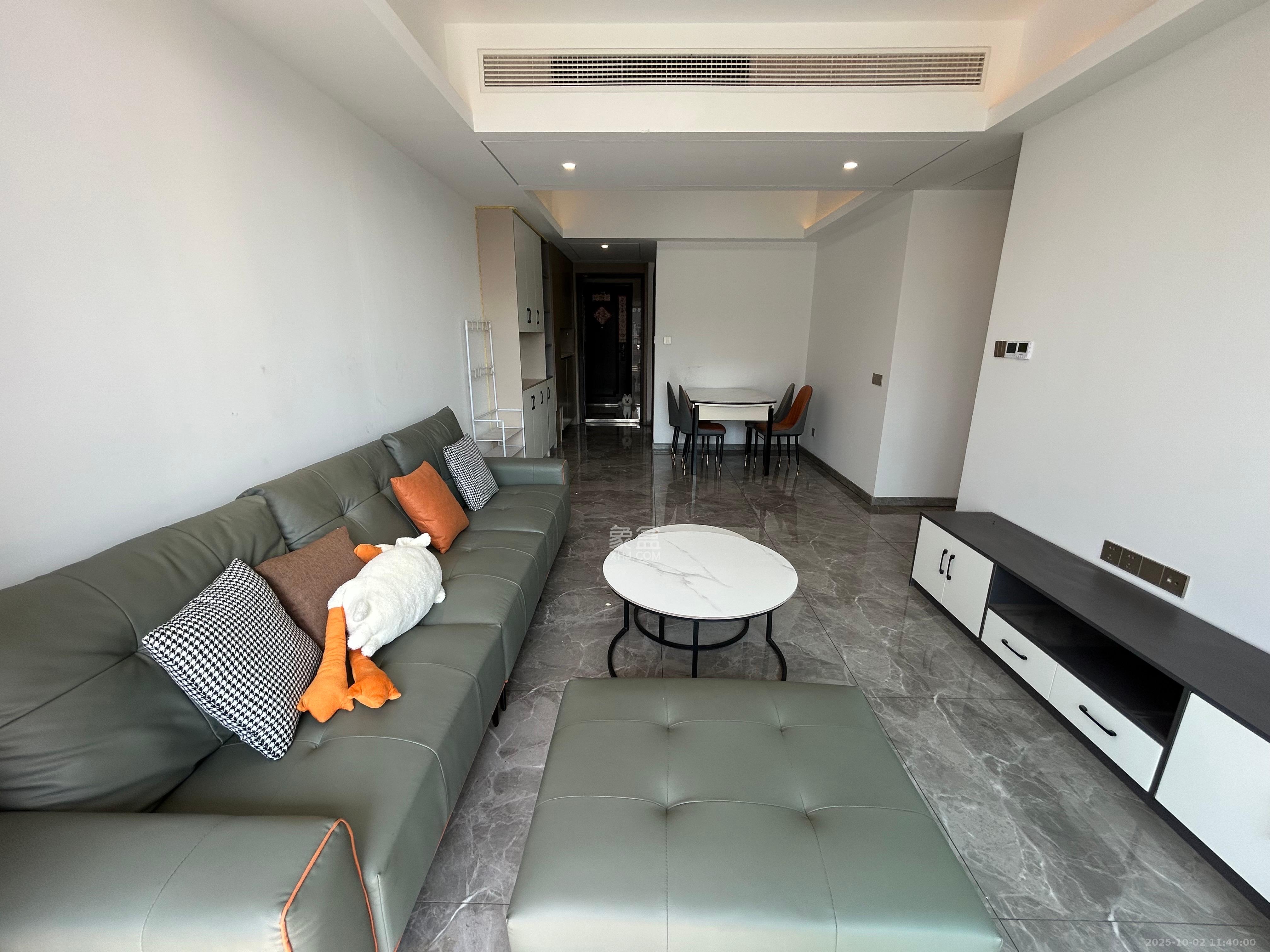 梅溪枫林  3室2厅2卫    3200.0元/月室内图