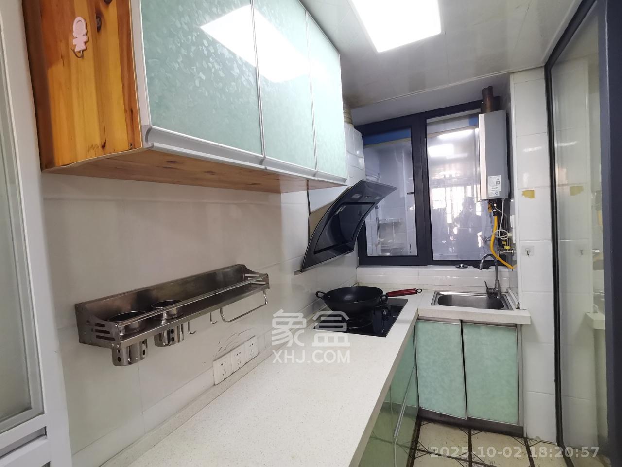 中建芙蓉嘉苑  2室1厅1卫    1600.0元/月室内图