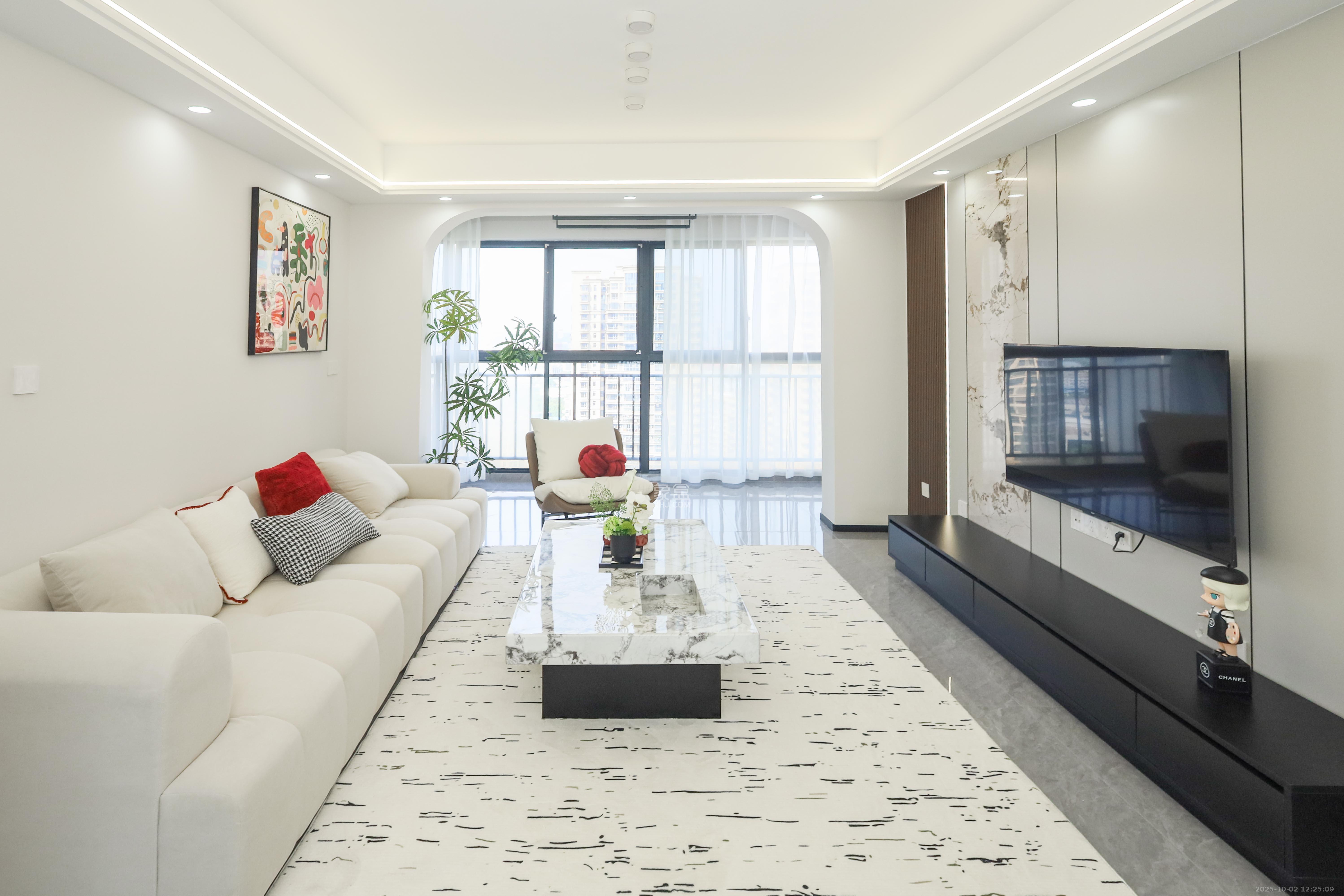 保利麓谷林语B区  3室2厅2卫    112.8万 保利麓谷林语B区  3室2厅2卫    112.8万