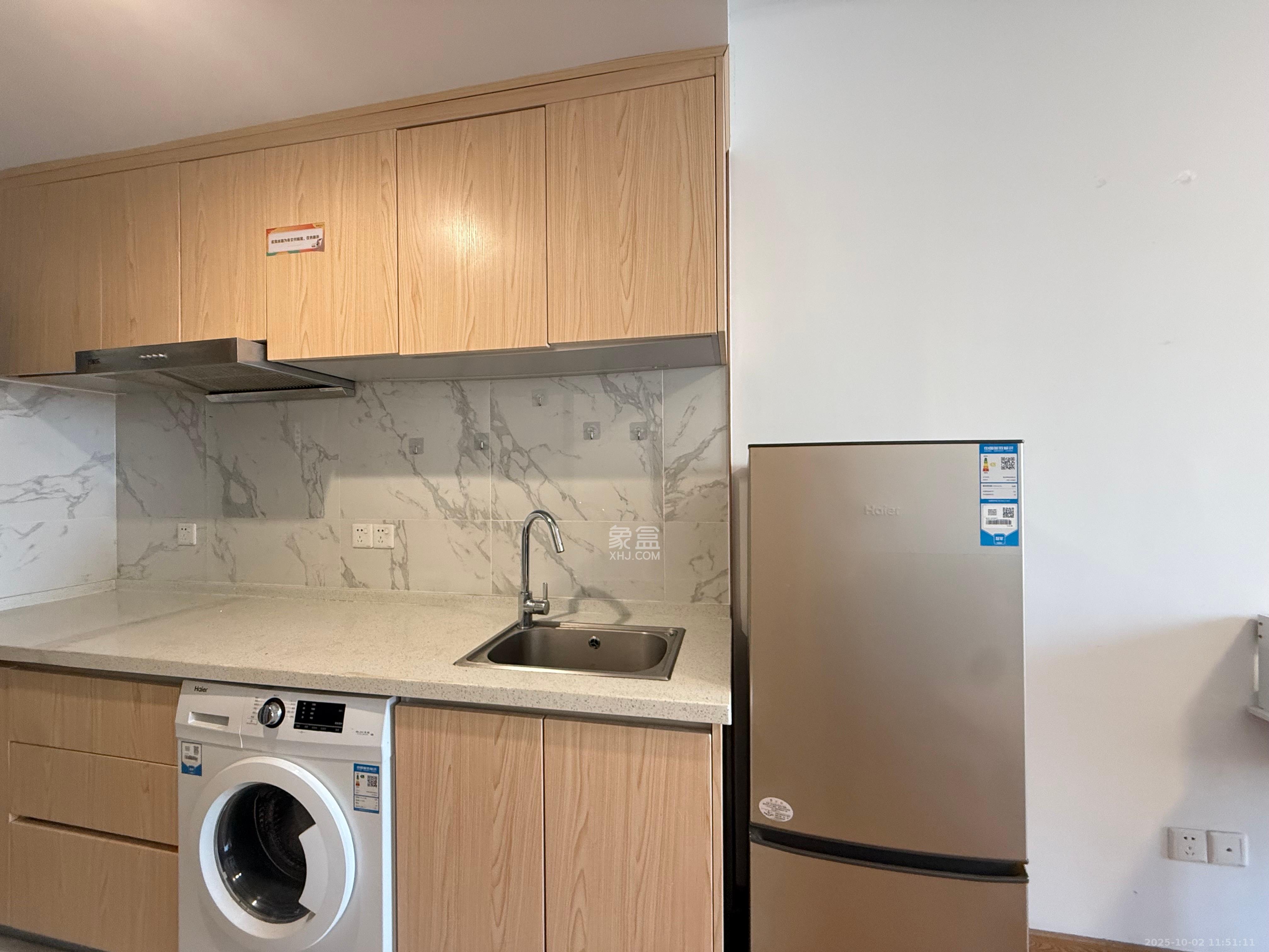 华润翡翠府 1室1厅1卫 1300.0元/月 华润翡翠府 1室1厅1卫 1300.0元/月室内图