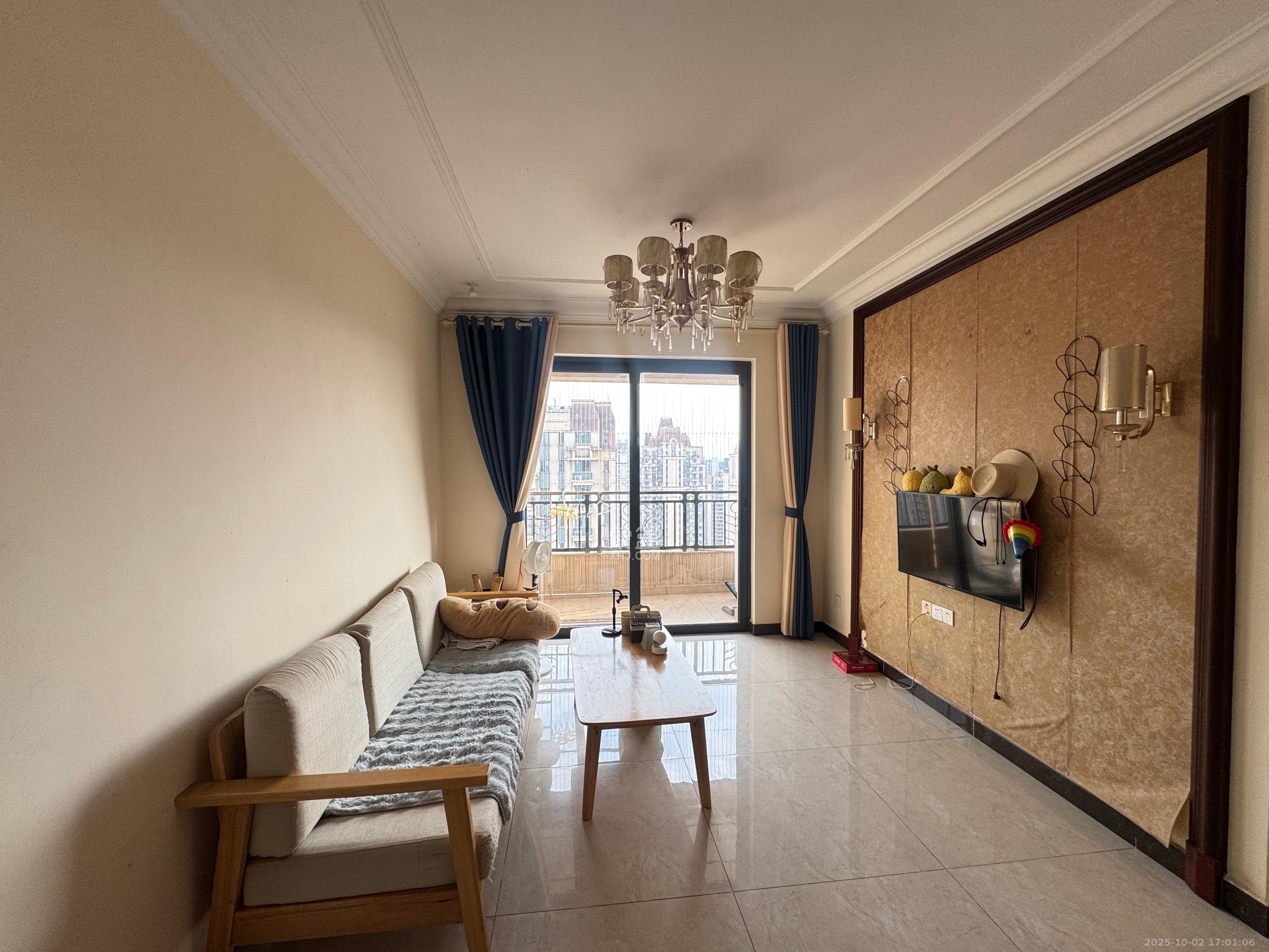 恒大江湾 3室1厅1卫 2200.0元/月 恒大江湾 3室1厅1卫 2200.0元/月室内图