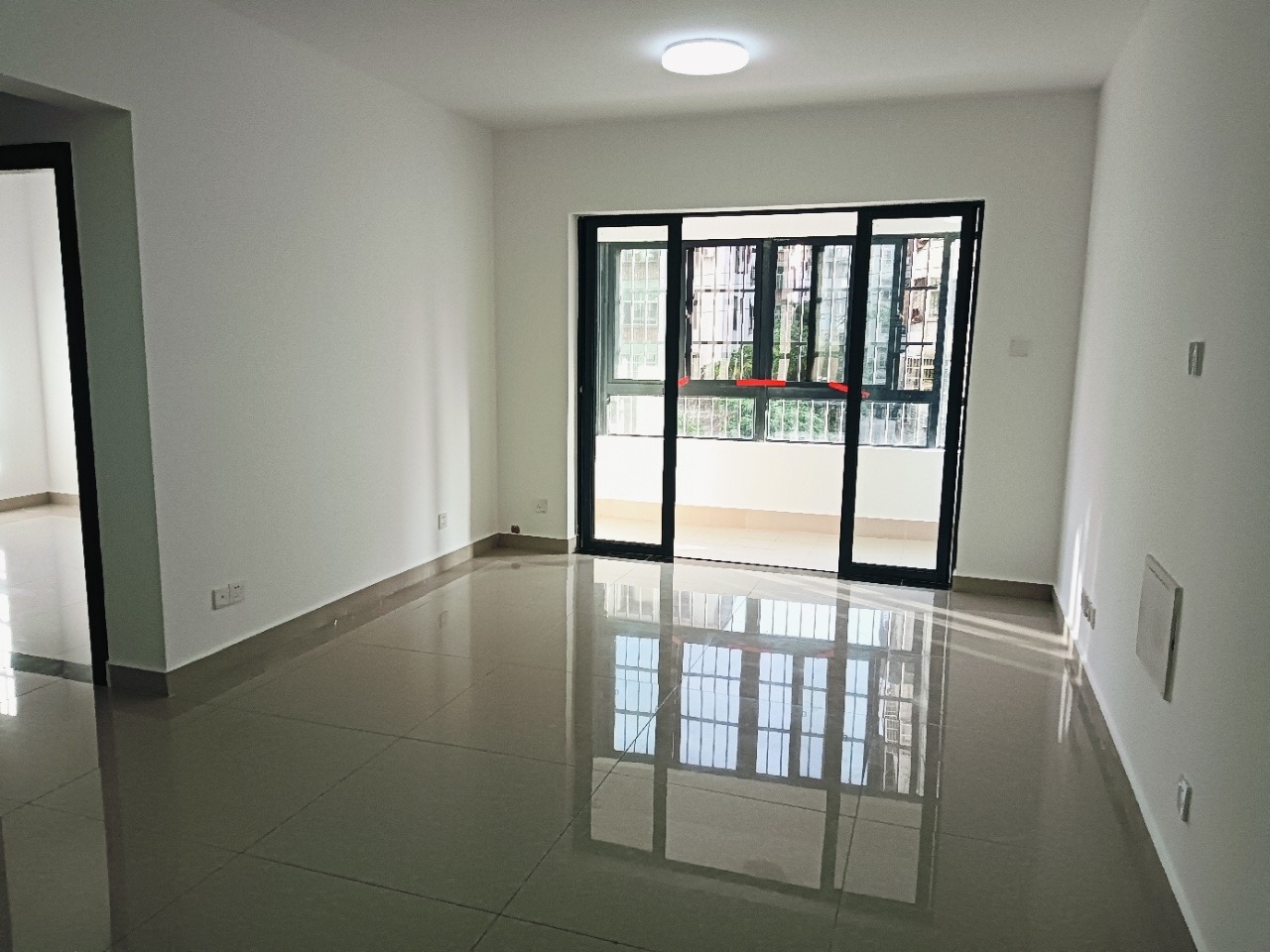 龙昆雅苑（中交·龙昆雅苑）  2室2厅1卫    98.0万客厅