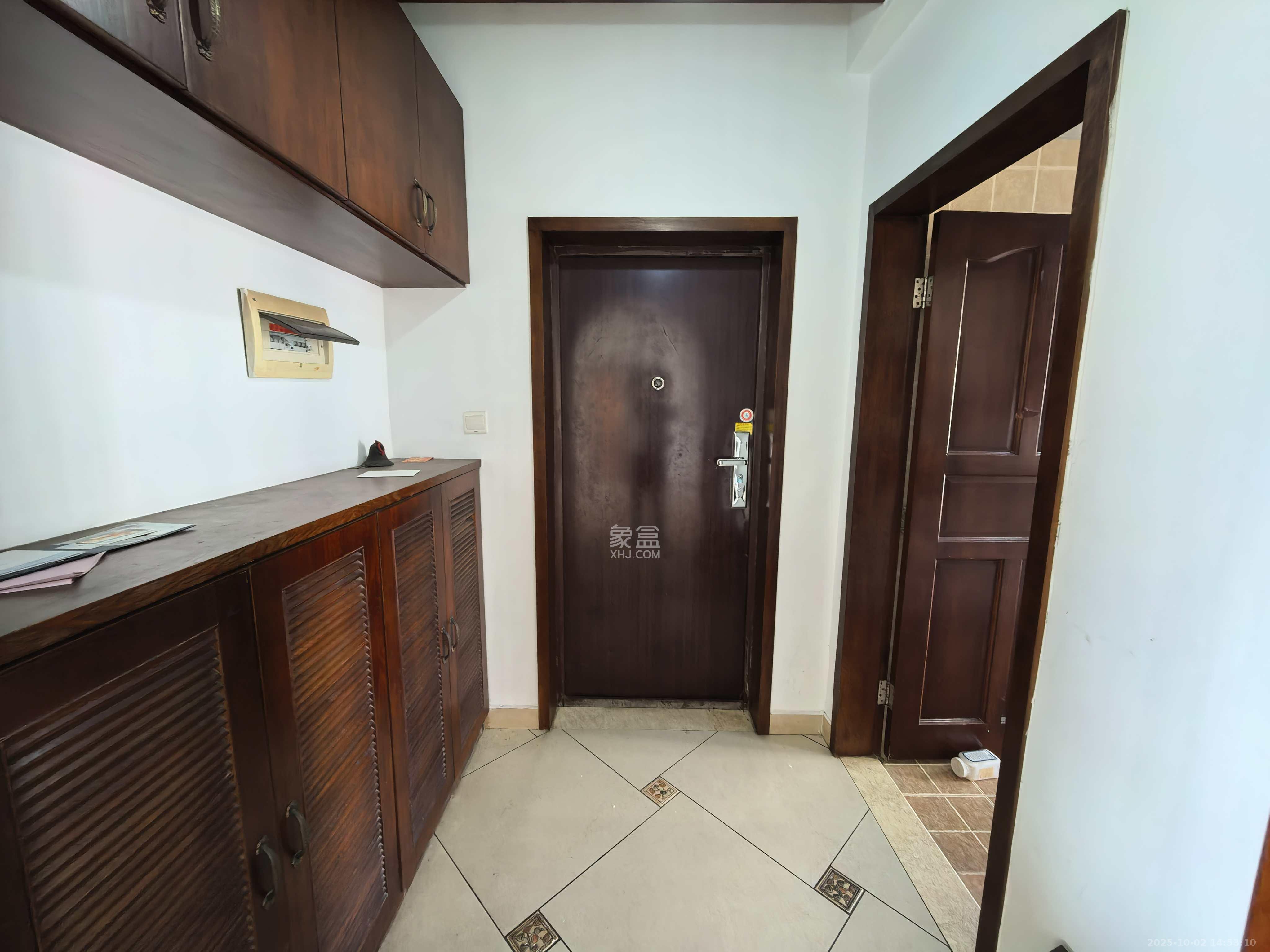 城市山水豪园（山水城市风景）  3室2厅1卫    2700.0元/月室内图