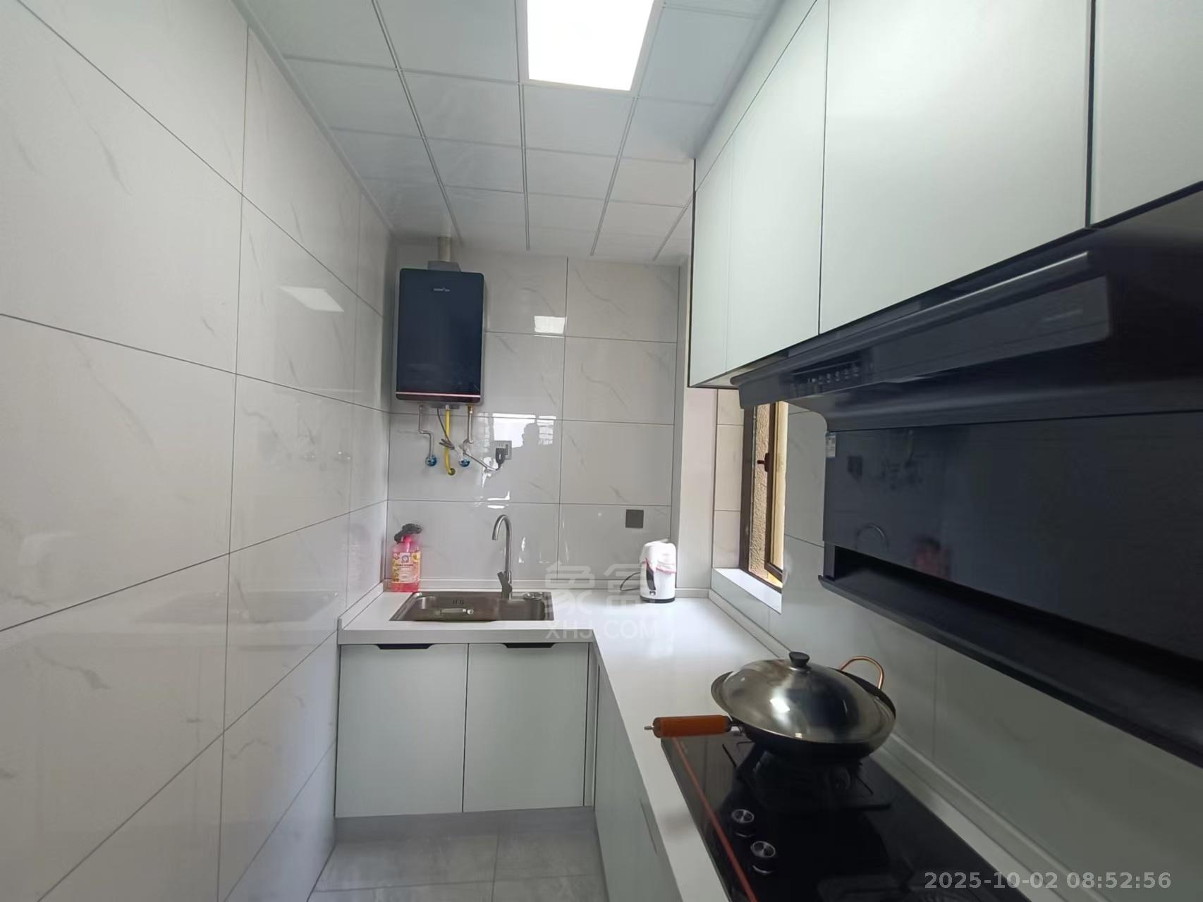 经世龙城 3室2厅1卫 2200.0元/月 经世龙城 3室2厅1卫 2200.0元/月室内图