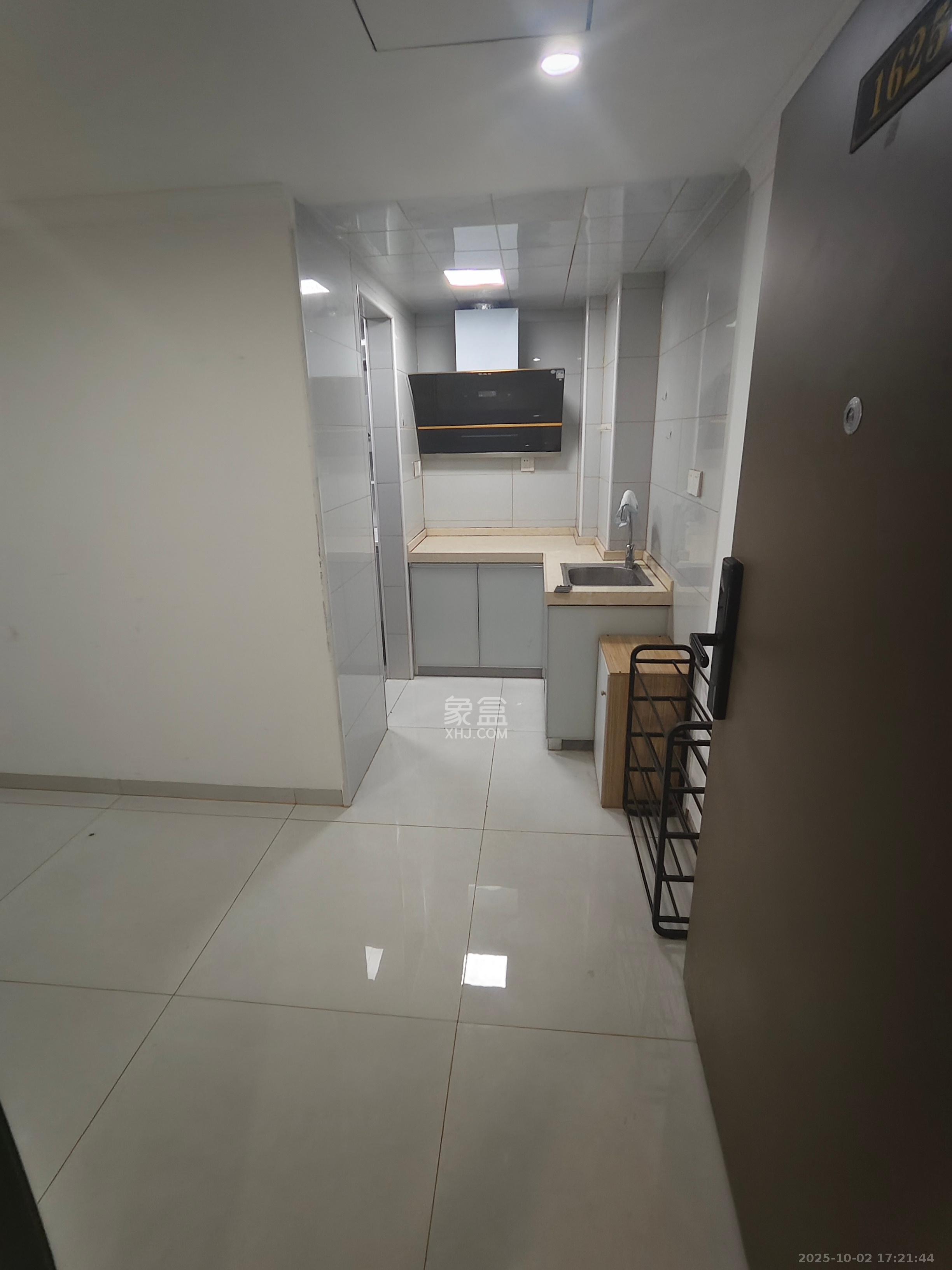 青年才郡（盈安大厦）  1室1厅1卫    1600.0元/月室内图