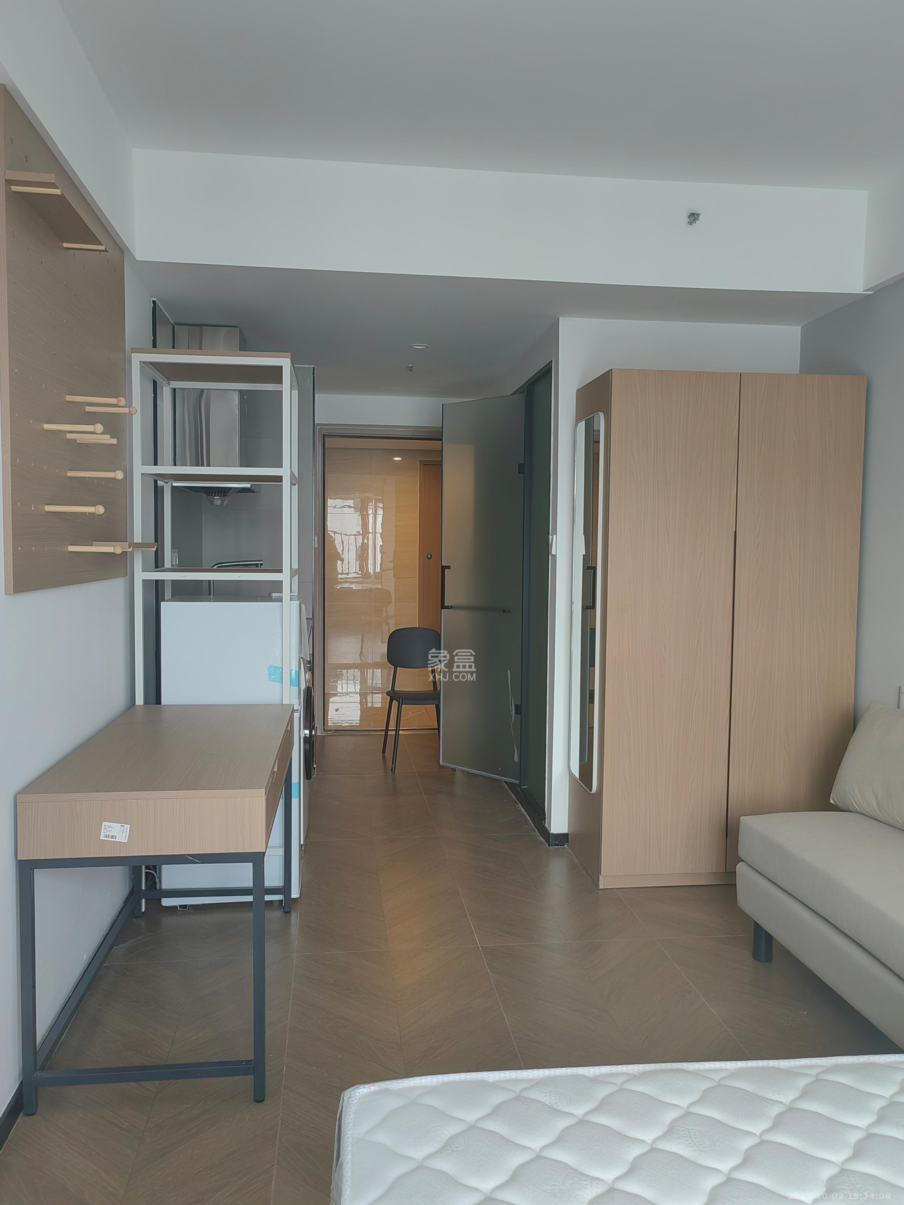 保利中环广场(保利中悦苑)  1室0厅1卫    1430.0元/月 保利中环广场(保利中悦苑)  1室0厅1卫    1430.0元/月室内图