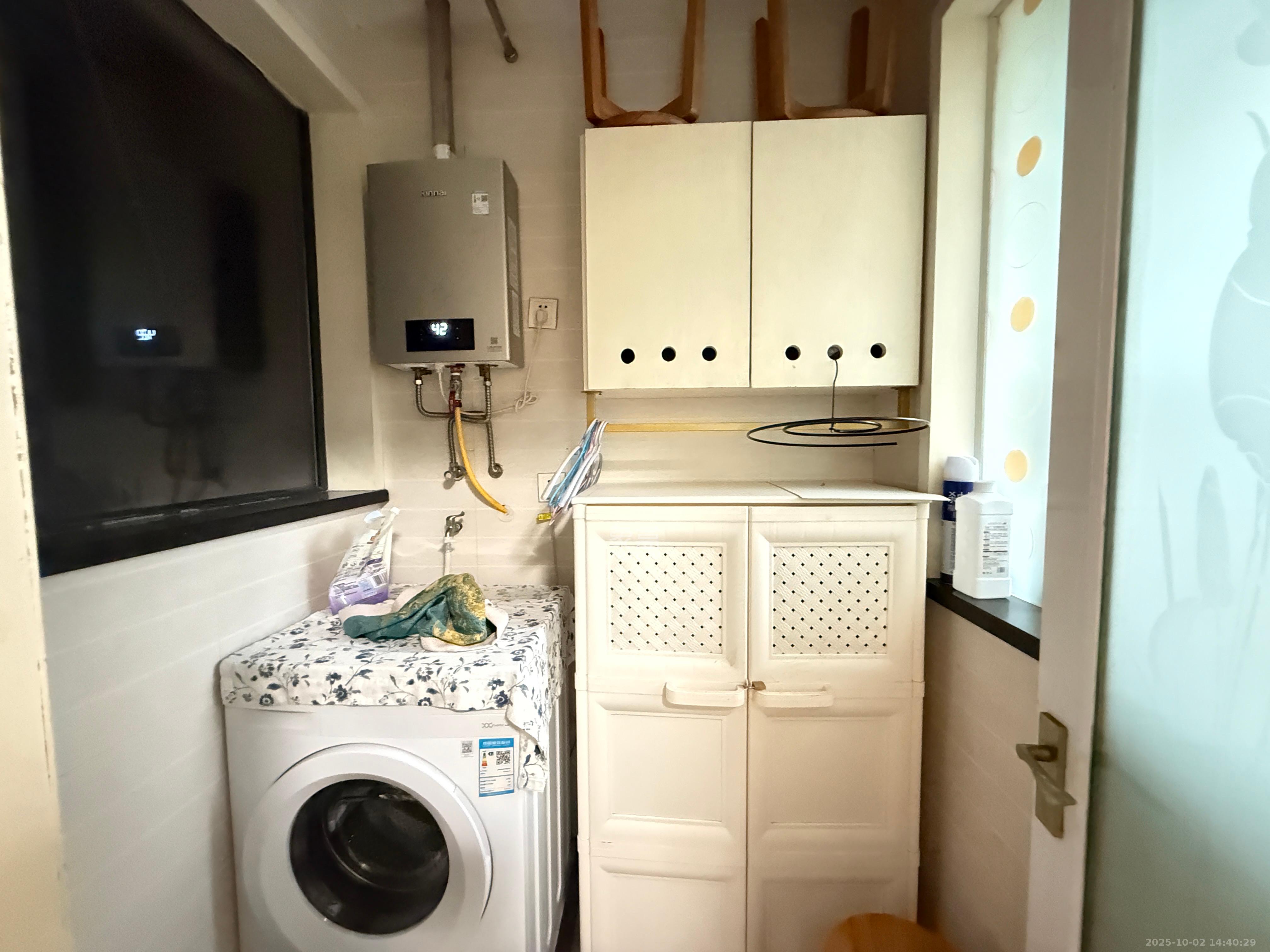 和庄  1室1厅1卫    1500.0元/月室内图