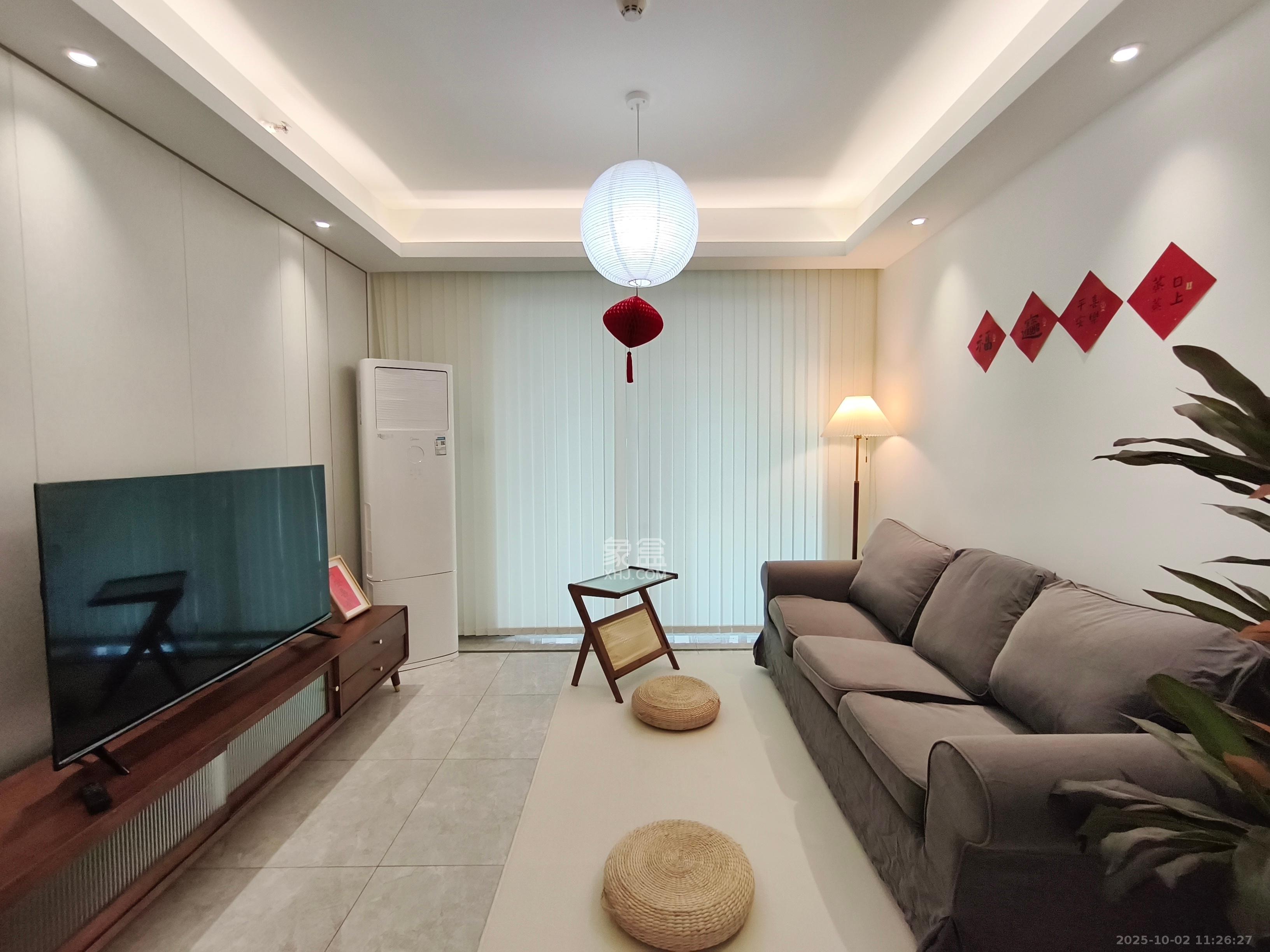 梅溪悦章 3室2厅2卫 3500.0元/月 梅溪悦章 3室2厅2卫 3500.0元/月室内图