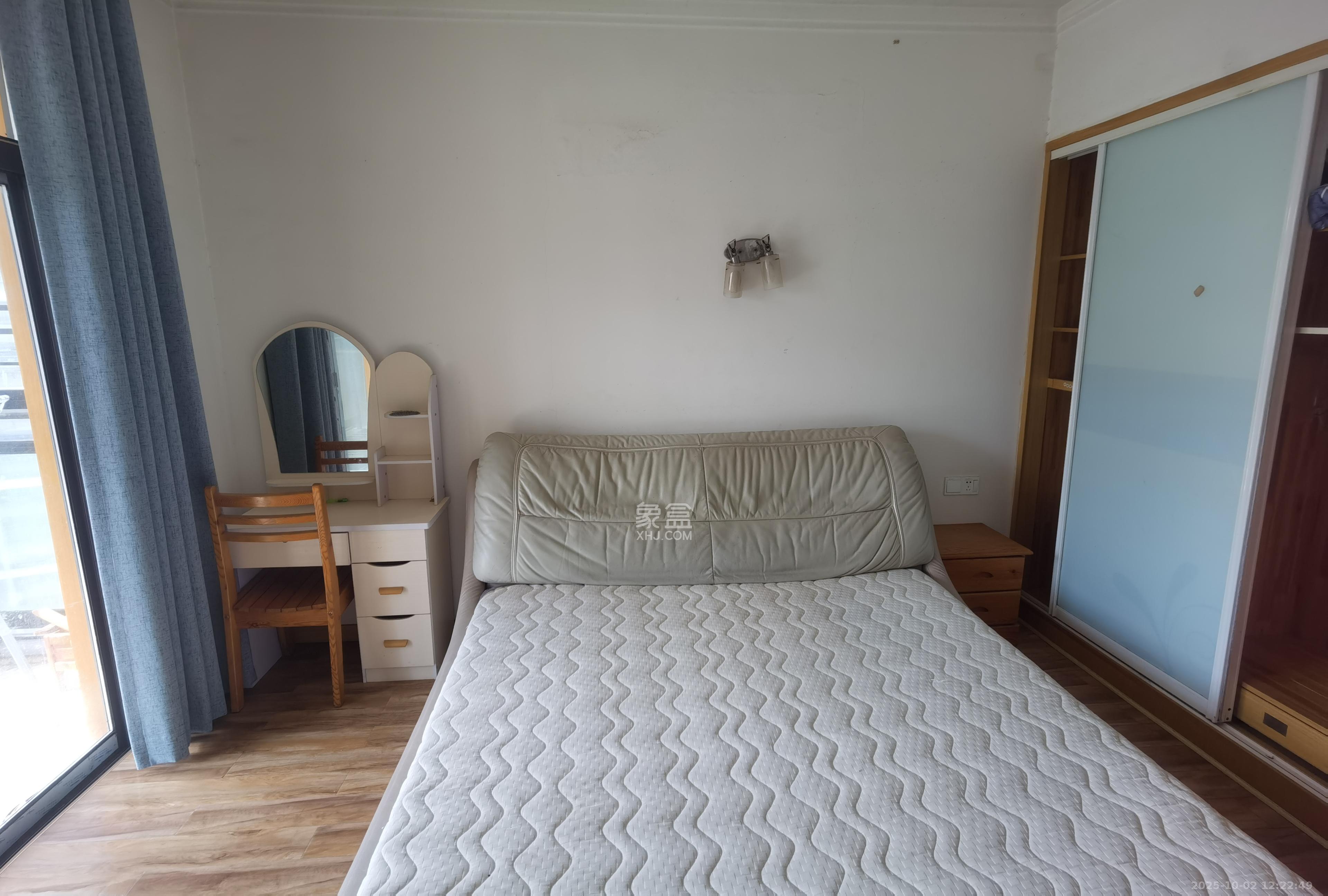 山水熙园 1室2厅2卫 2500.0元/月 山水熙园 1室2厅2卫 2500.0元/月室内图