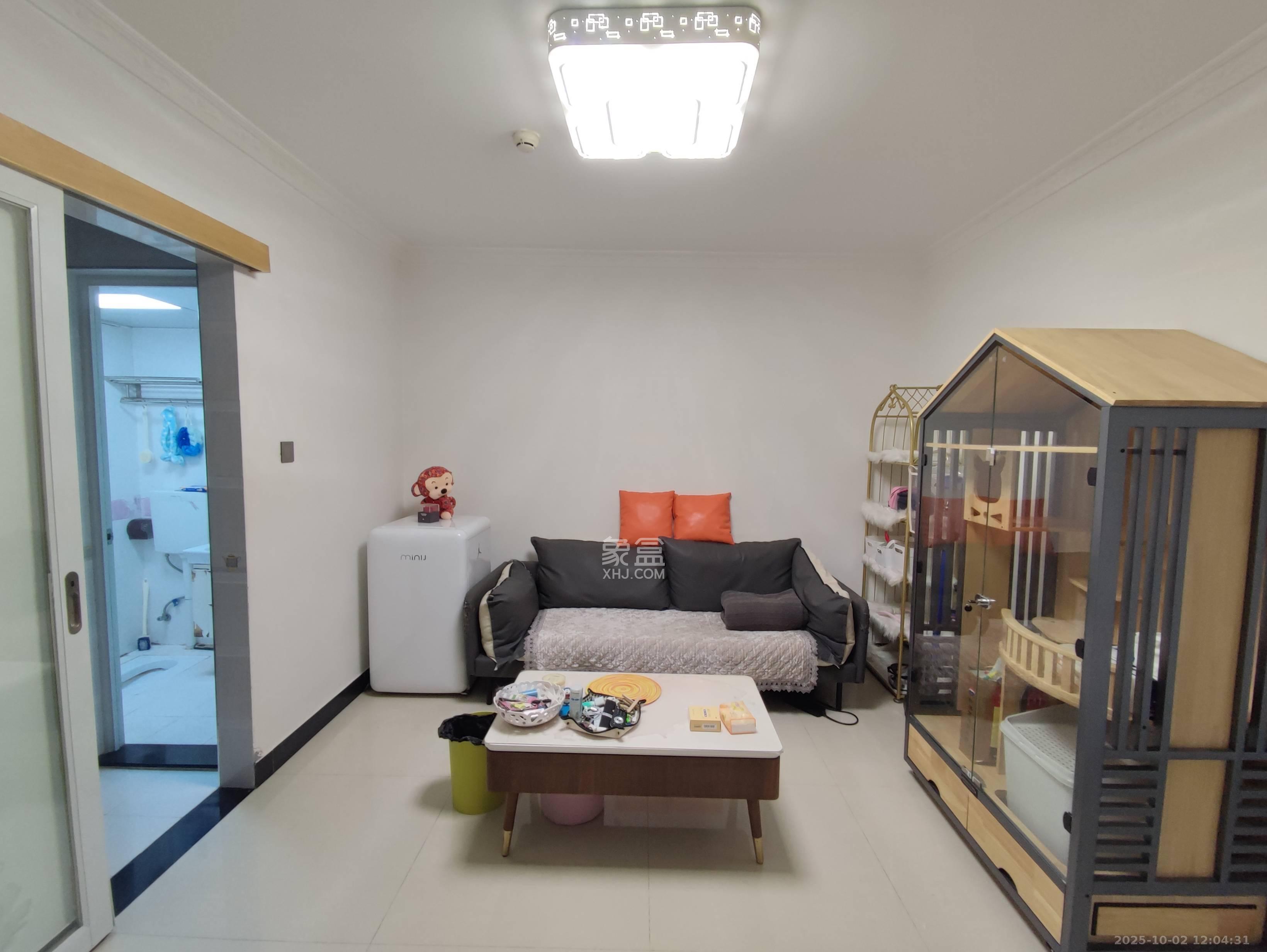 少帅府  1室1厅1卫    2100.0元/月室内图