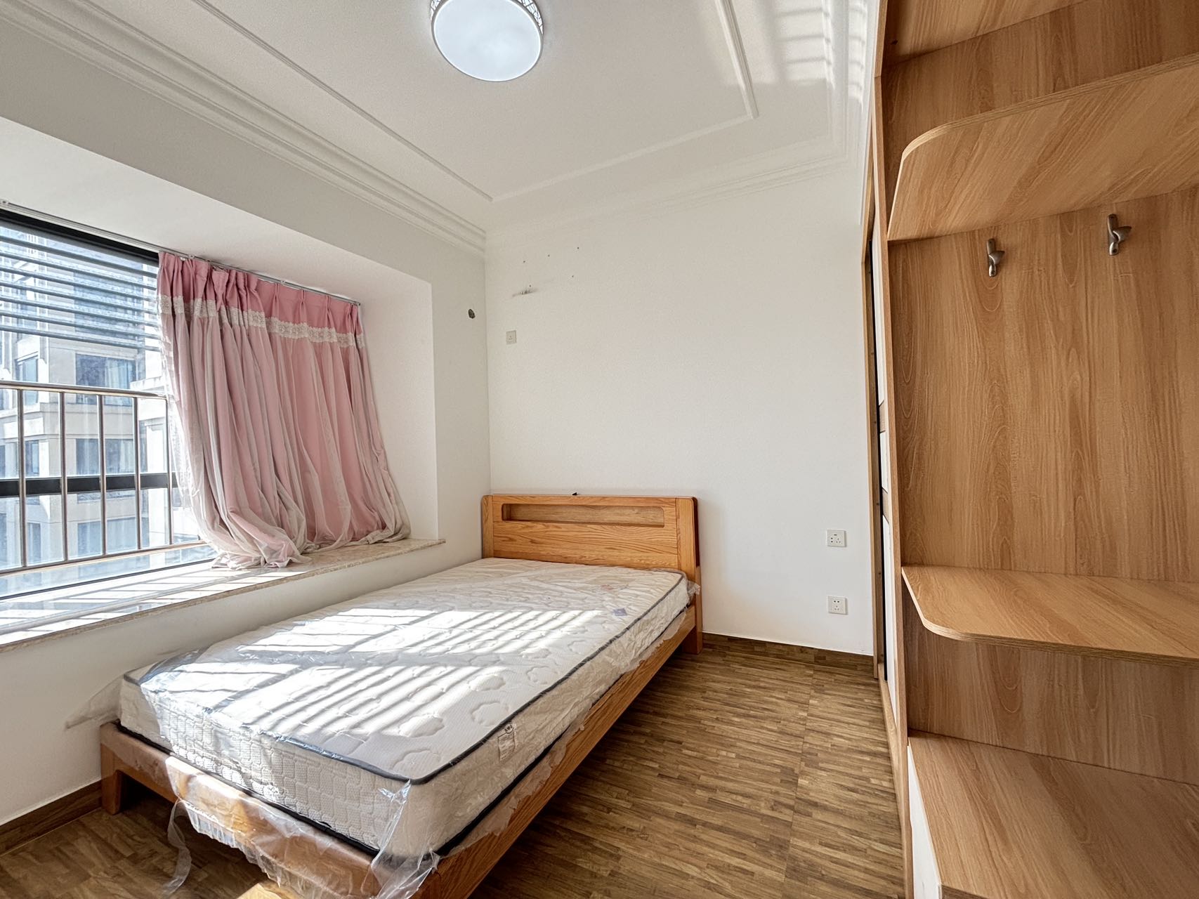 伊泰天骄三期  1室0厅0卫    125.0万 伊泰天骄三期  1室0厅0卫    125.0万室内图