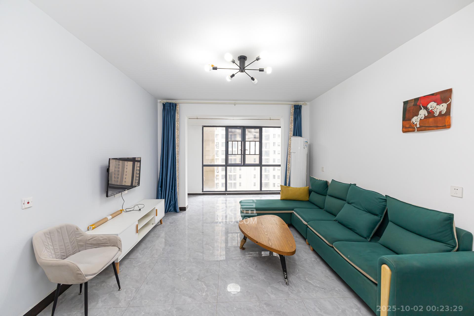 明发阅江悦府  3室2厅1卫    88.0万 明发阅江悦府  3室2厅1卫    88.0万客厅