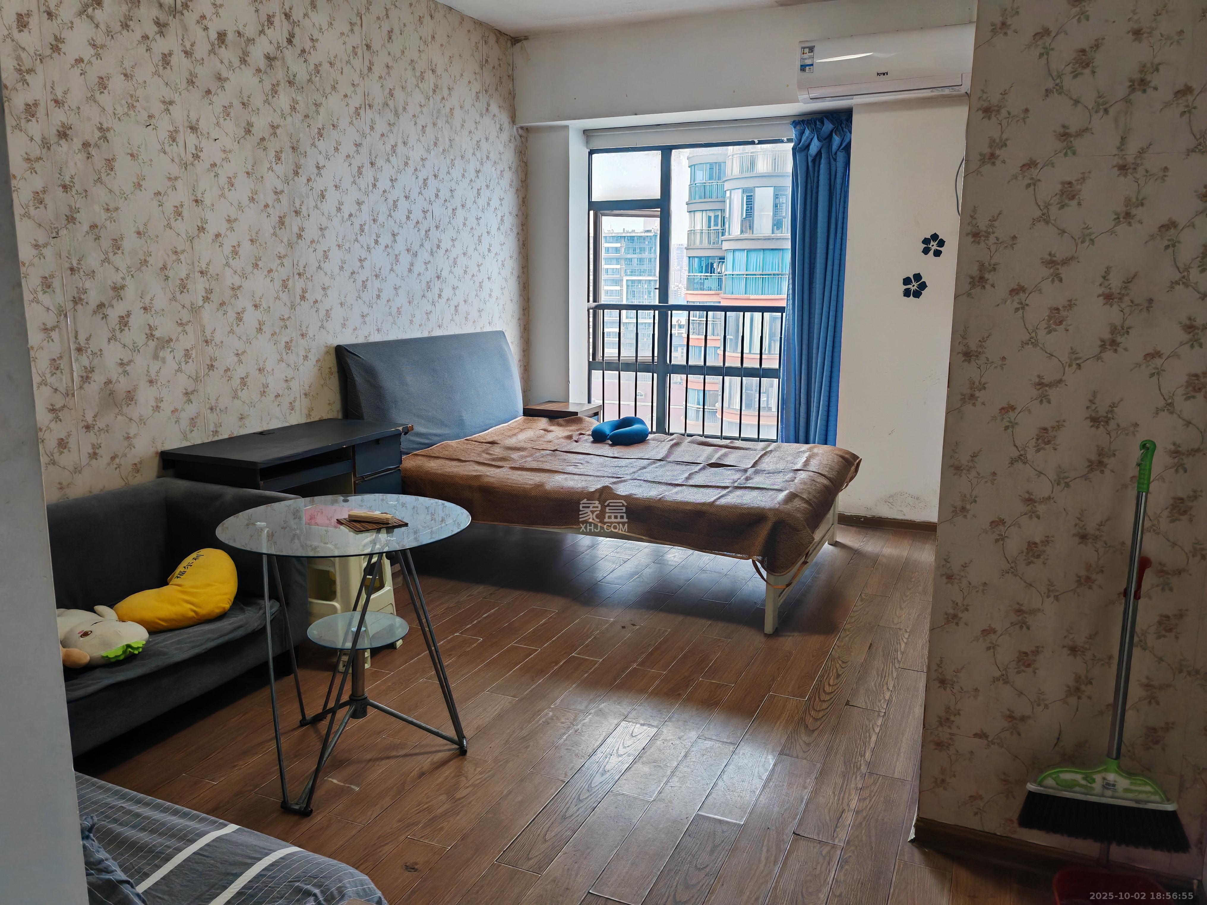 BOBO天下城(CTA财富中心) 1室1厅1卫 1500.0元/月 BOBO天下城(CTA财富中心) 1室1厅1卫 1500.0元/月室内图