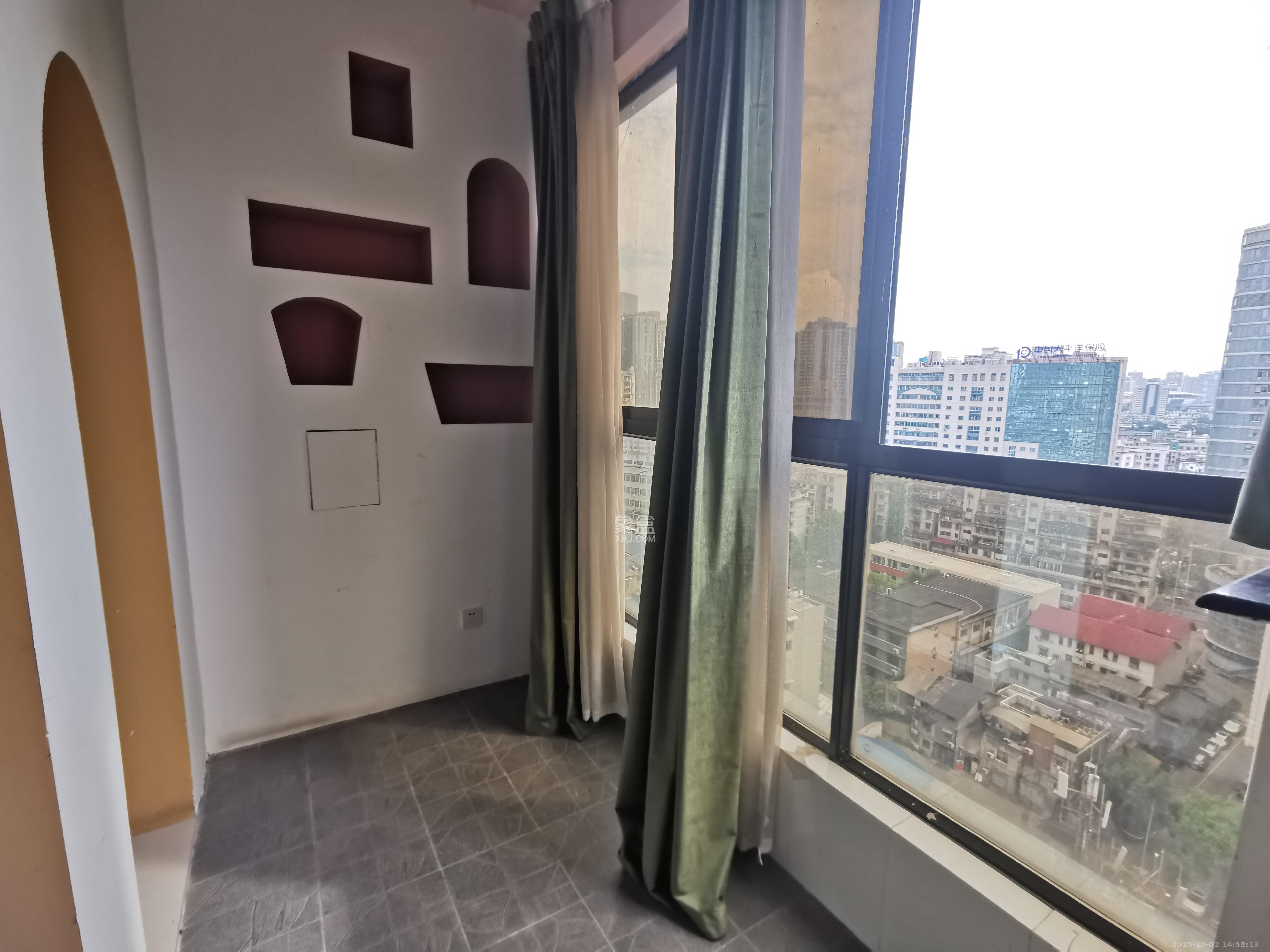 七彩丽都 1室1厅1卫 1600.0元/月 七彩丽都 1室1厅1卫 1600.0元/月室内图