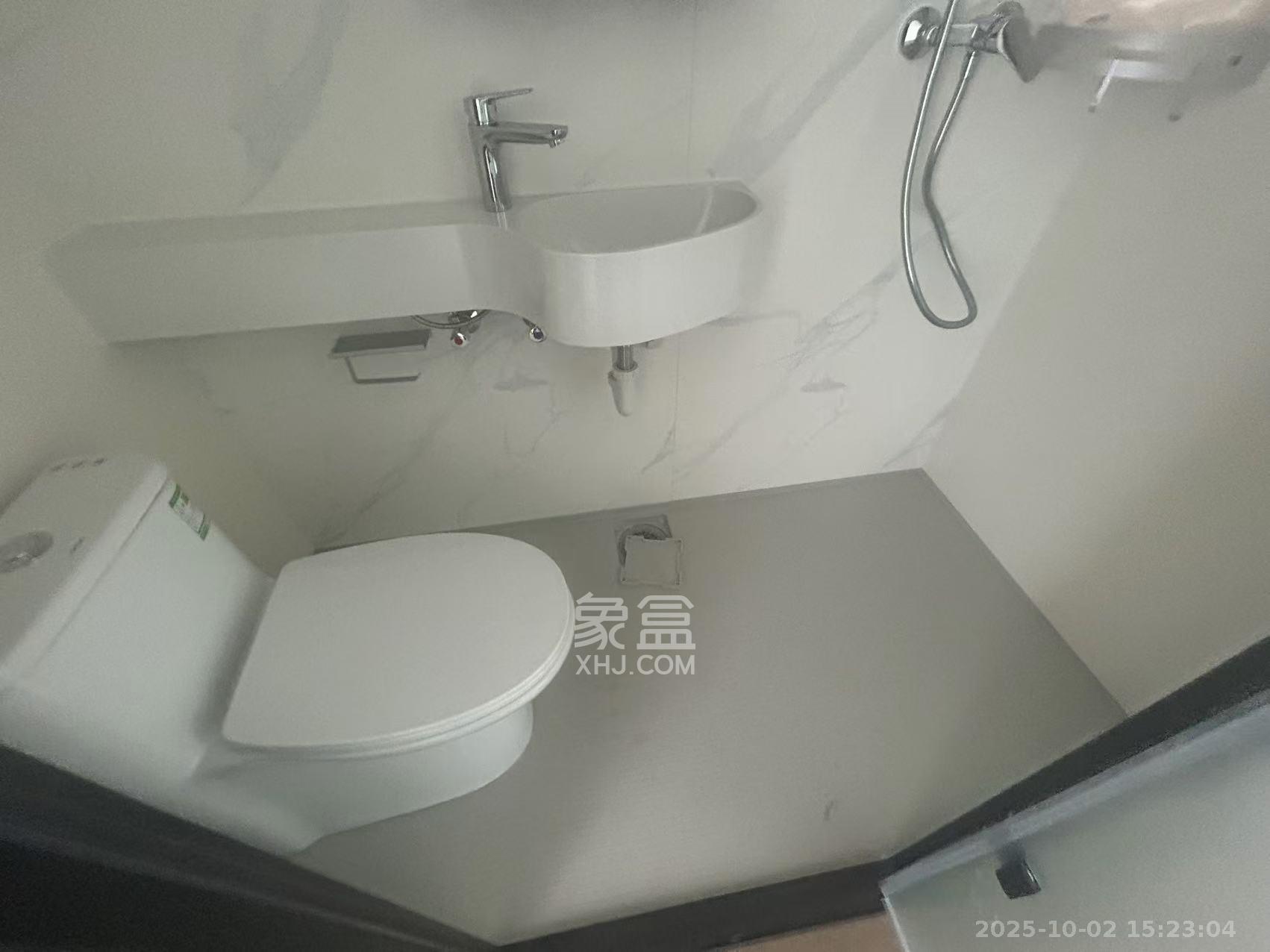 保利中环广场(保利中悦苑) 1室0厅1卫 1430.0元/月 保利中环广场(保利中悦苑) 1室0厅1卫 1430.0元/月室内图