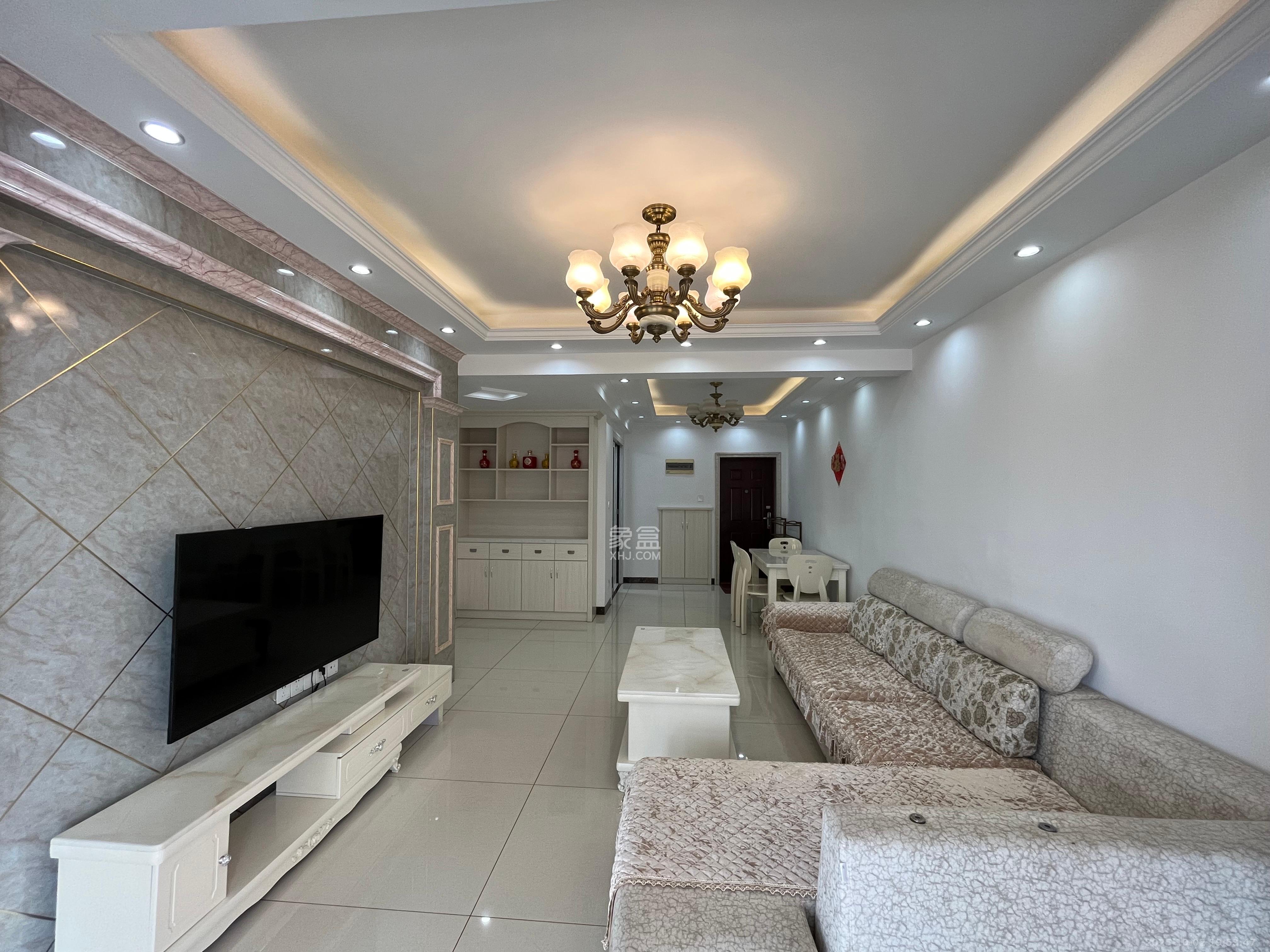 天悦鑫苑 3室2厅2卫 3300.0元/月 天悦鑫苑 3室2厅2卫 3300.0元/月室内图