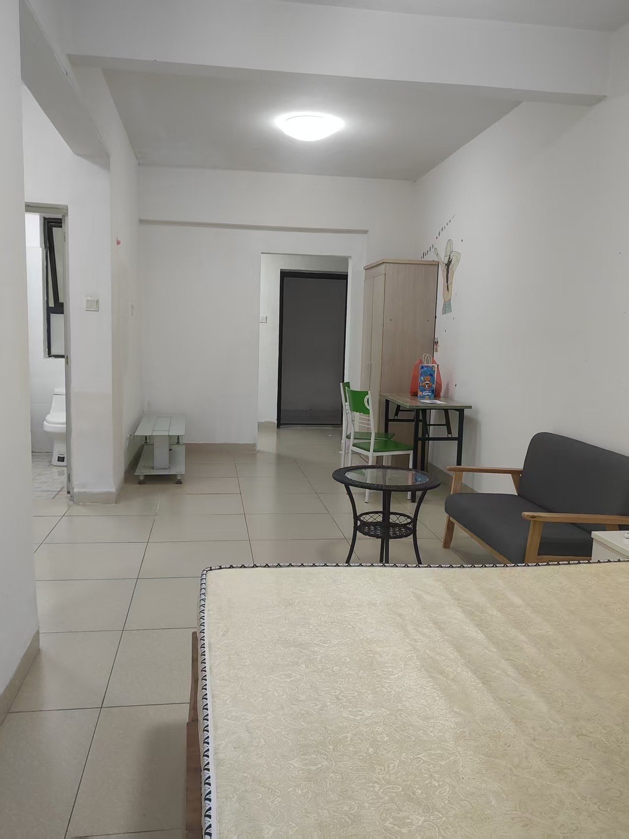 盛贤景都 1室1厅1卫 1600.0元/月 盛贤景都 1室1厅1卫 1600.0元/月室内图